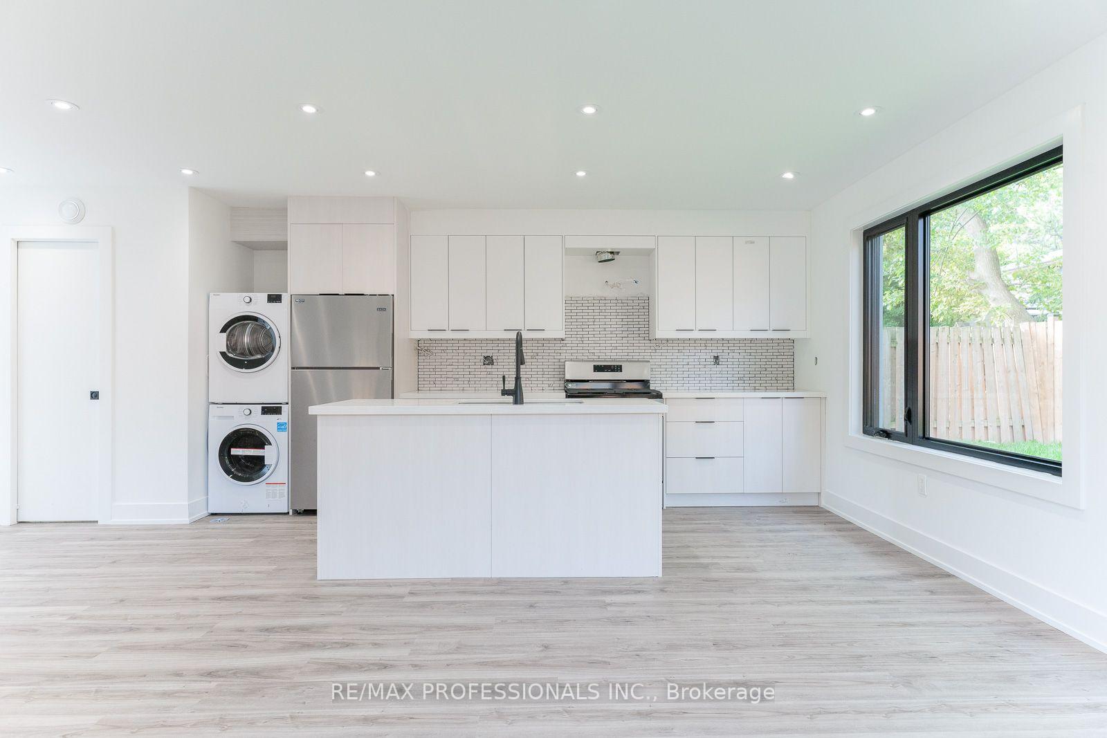 Photo 6 of Unit GRDNSUITE, 38 Thirty Third Street, Etobicoke, Long Branch — HOMEH