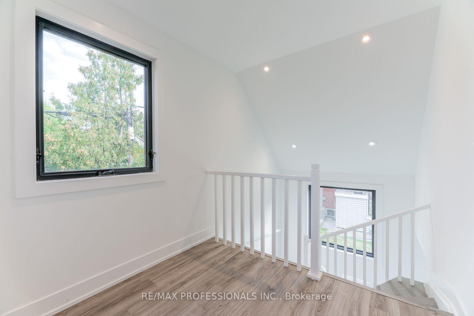 Photo 18 of Unit GRDNSUITE, 38 Thirty Third Street, Etobicoke, Long Branch — HOMEH