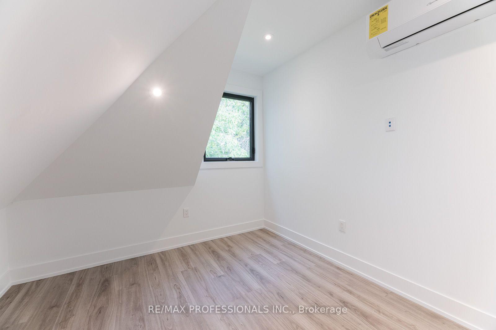 Photo 22 of Unit GRDNSUITE, 38 Thirty Third Street, Etobicoke, Long Branch — HOMEH
