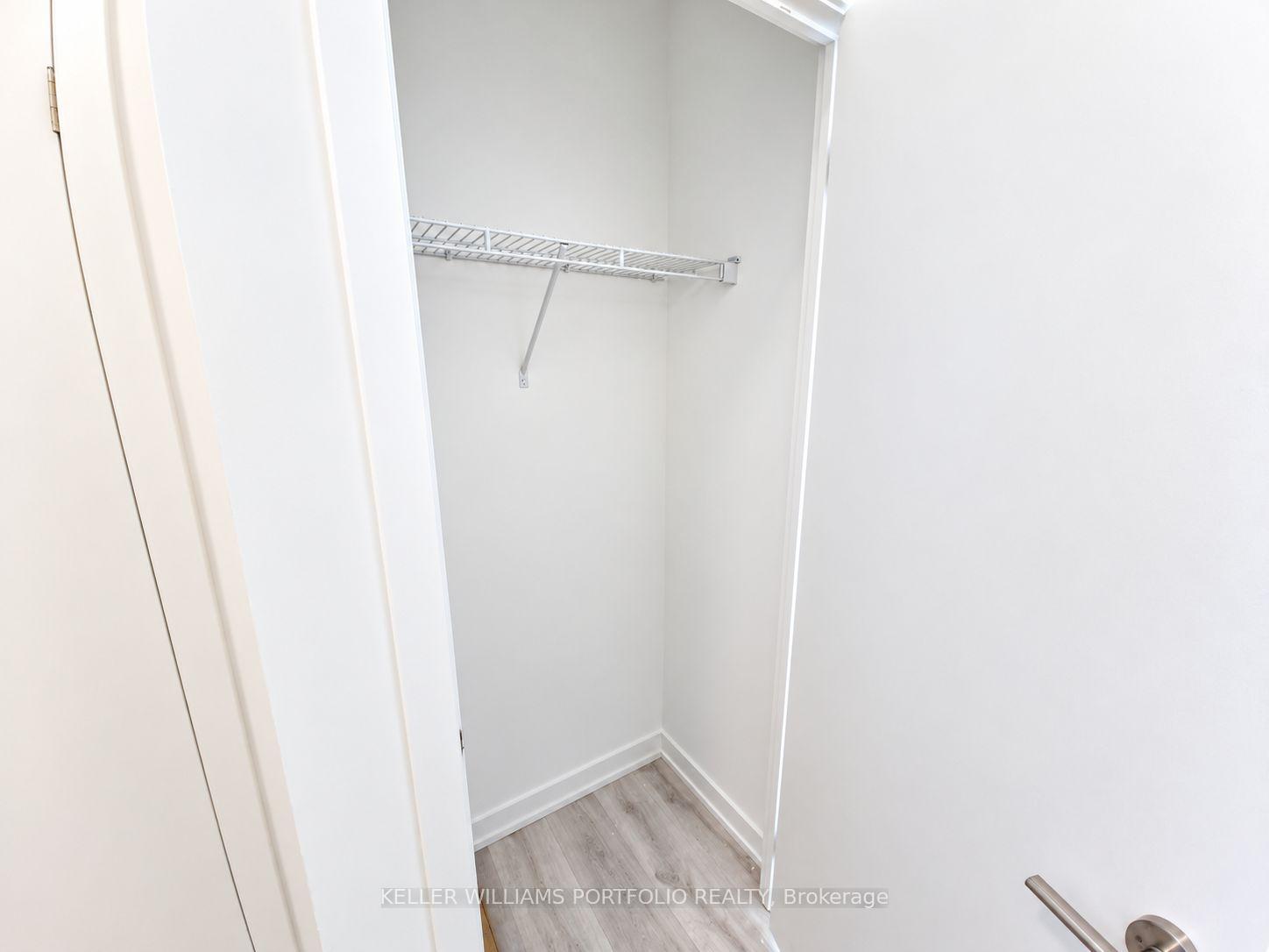 Photo 4 of Unit 3408, 8 Olympic Garden Drive, North York, Newtonbrook East — HOMEH