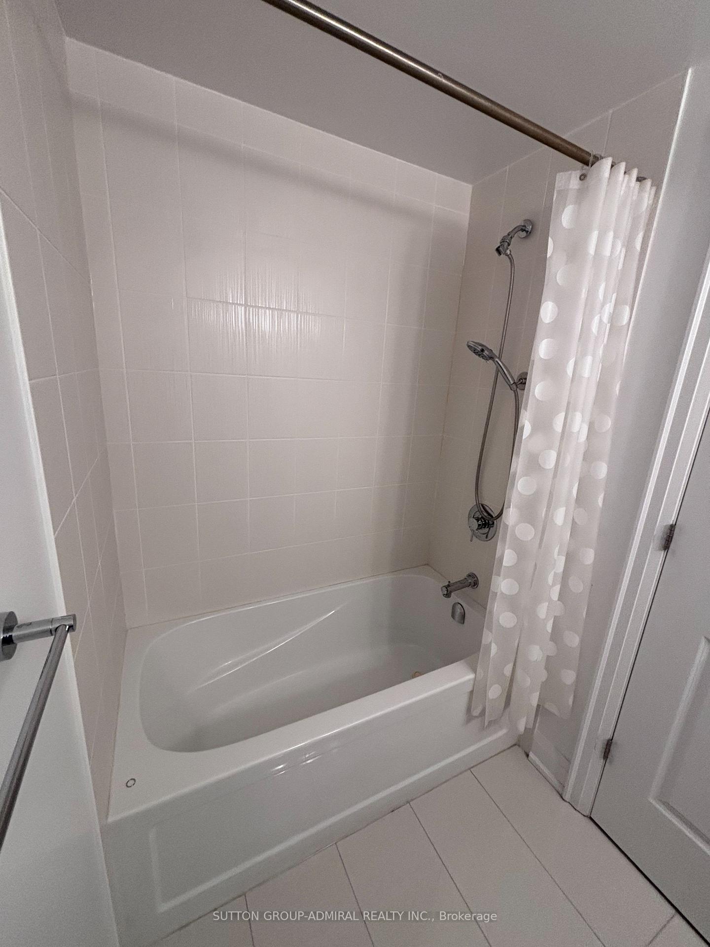 Photo 10 of Unit 705E, 20 Gatineau Drive, Vaughan, Beverley Glen — HOMEH