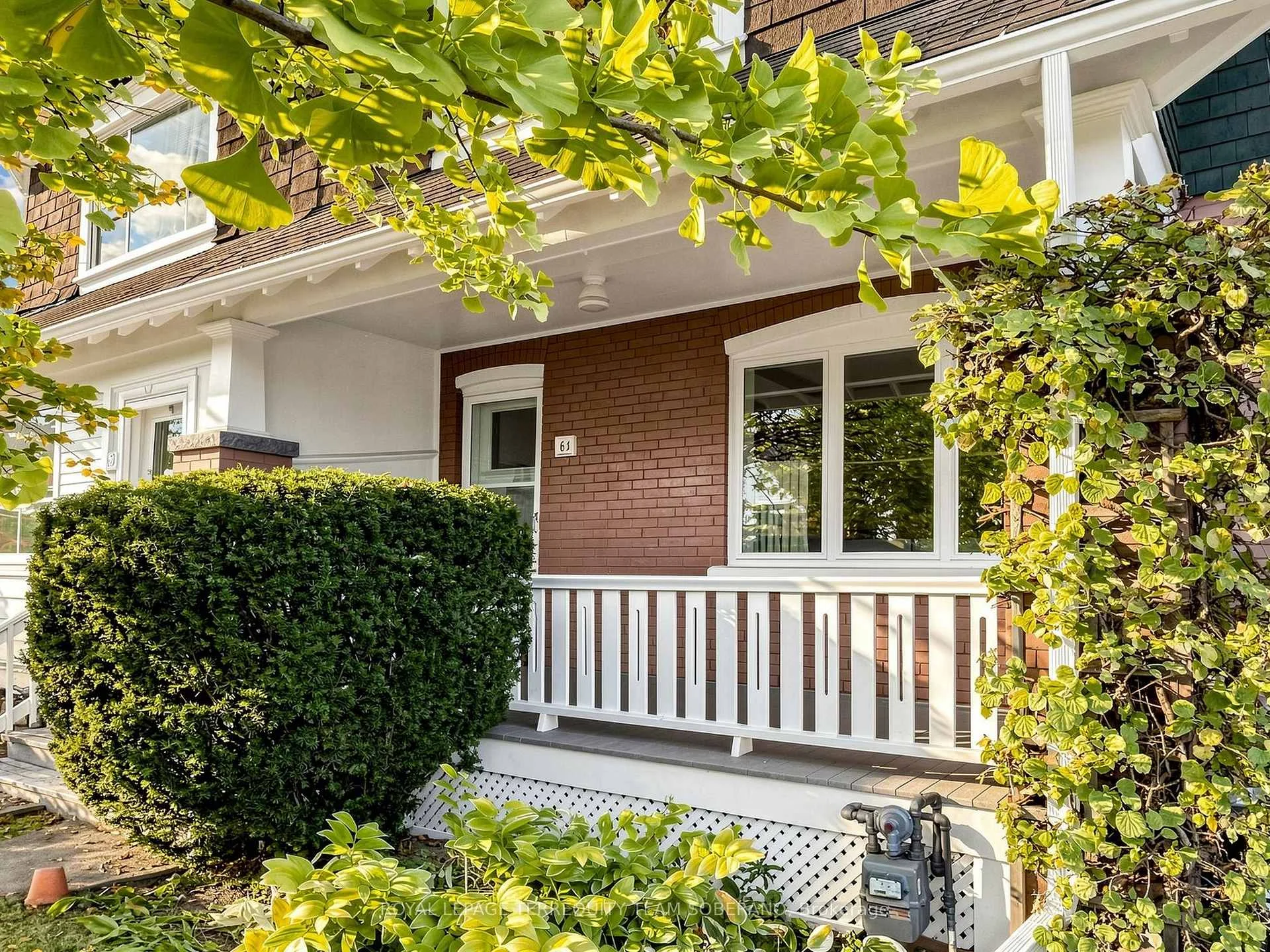 Photo 6 of 61 Secord Avenue, Toronto, Crescent Town — HOMEH