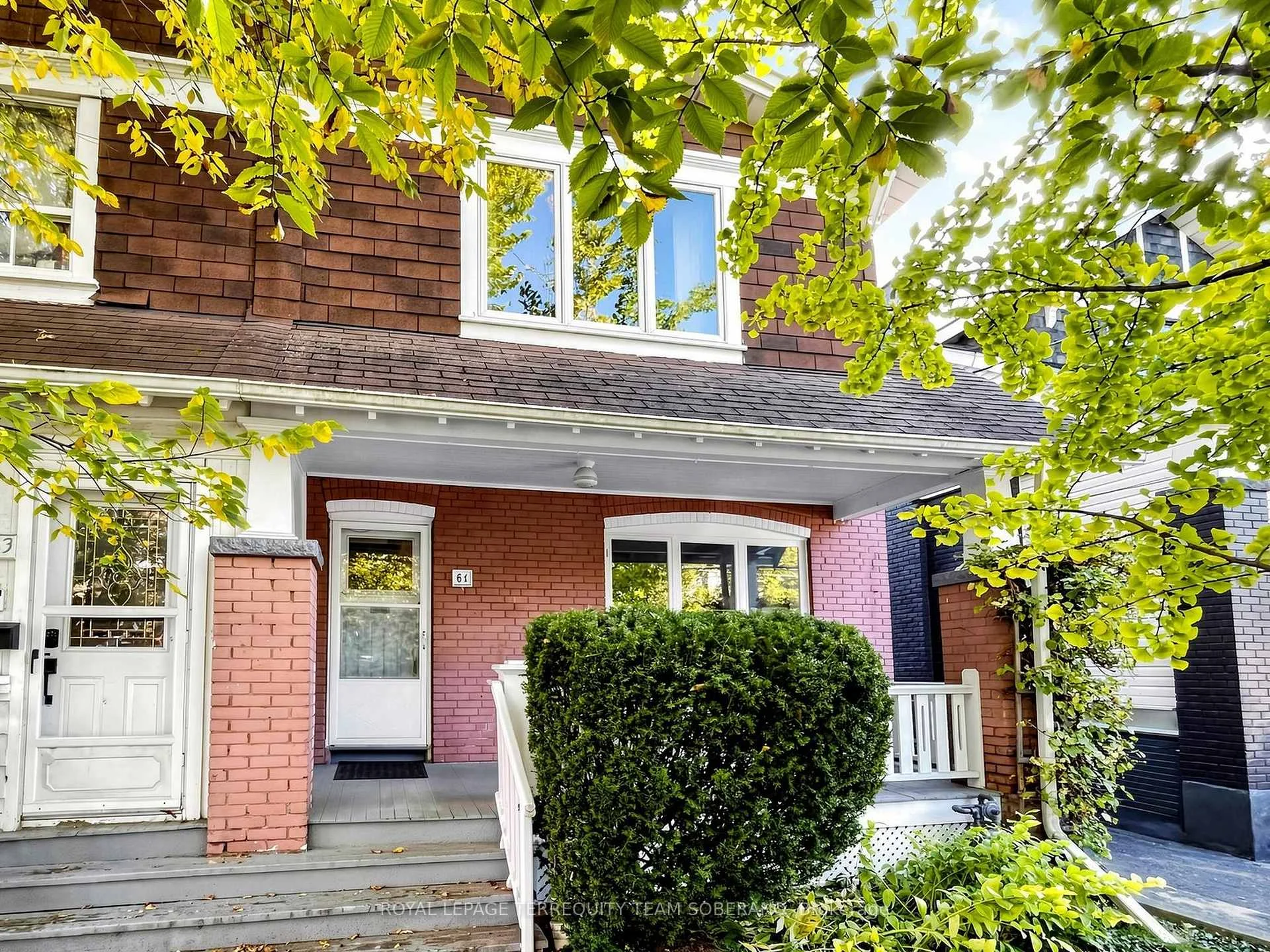 Photo 8 of 61 Secord Avenue, Toronto, Crescent Town — HOMEH