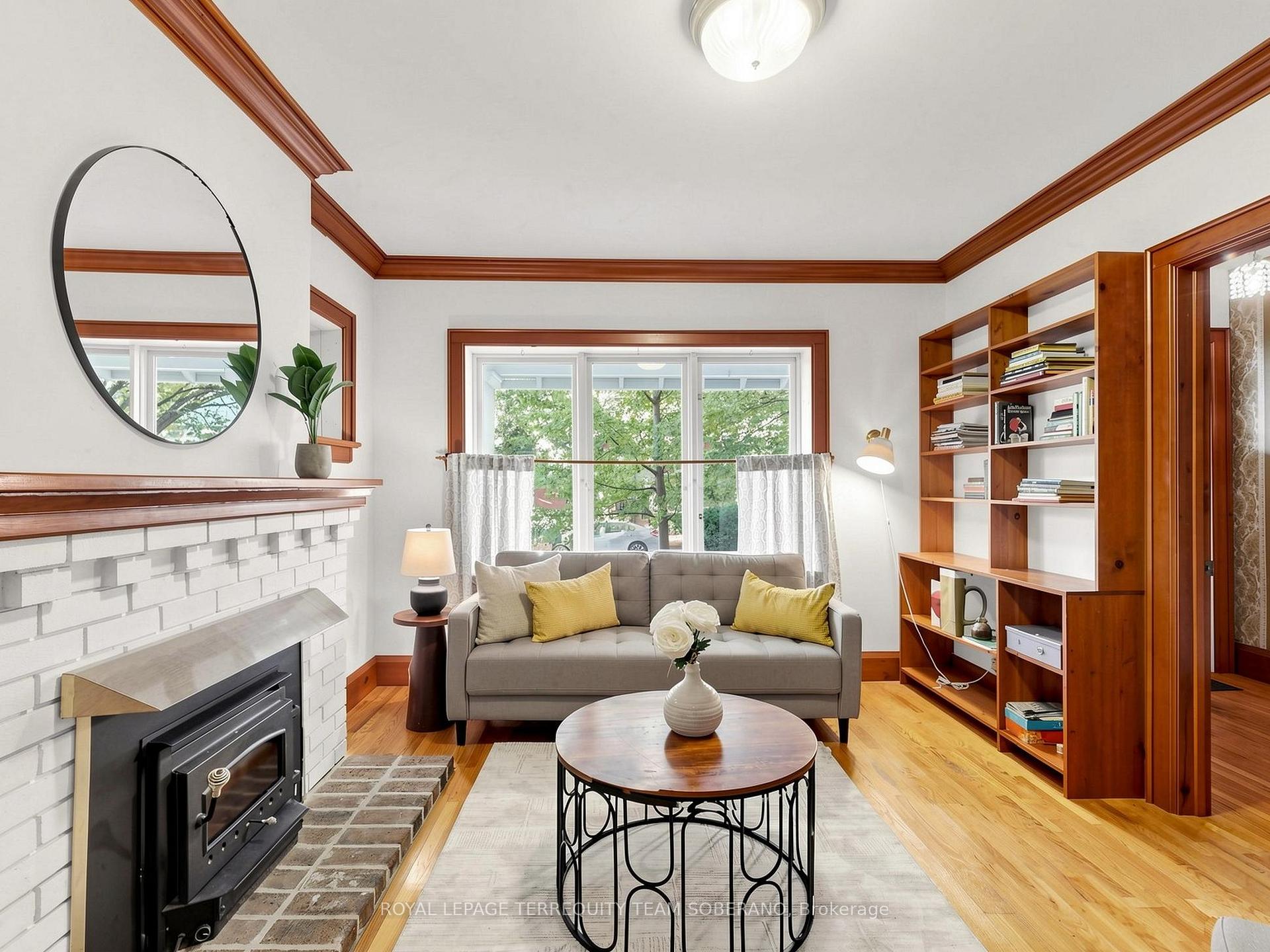 Photo 16 of 61 Secord Avenue, Toronto, Crescent Town — HOMEH