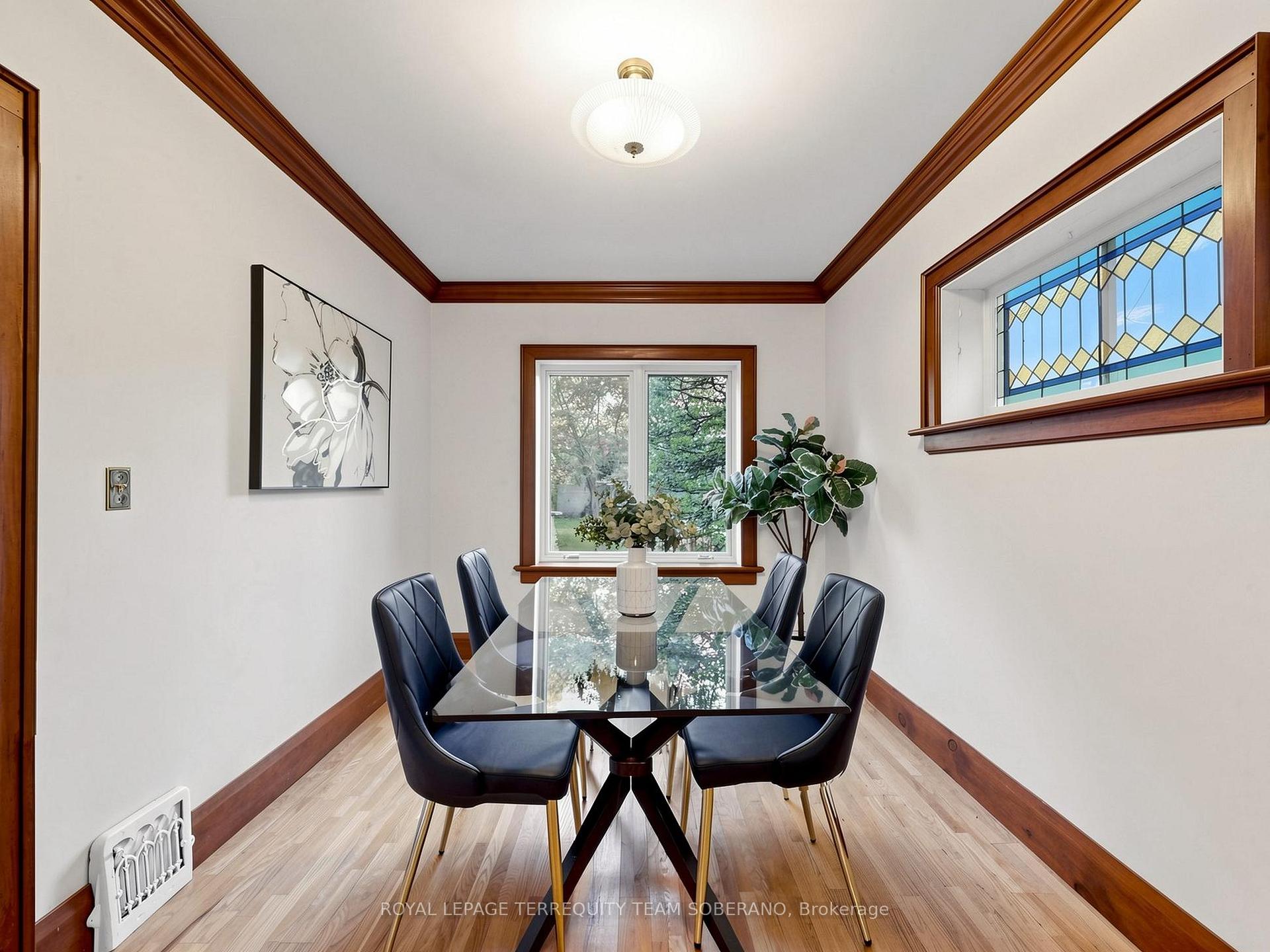 Photo 19 of 61 Secord Avenue, Toronto, Crescent Town — HOMEH