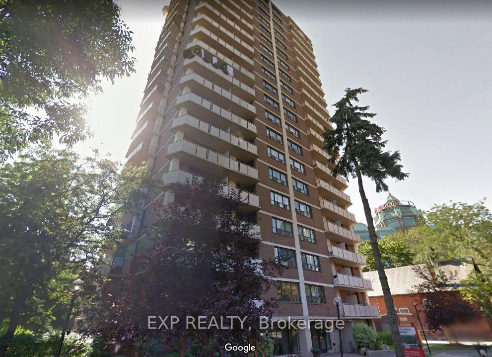 Front of Unit 1205, 10 Huntley Street