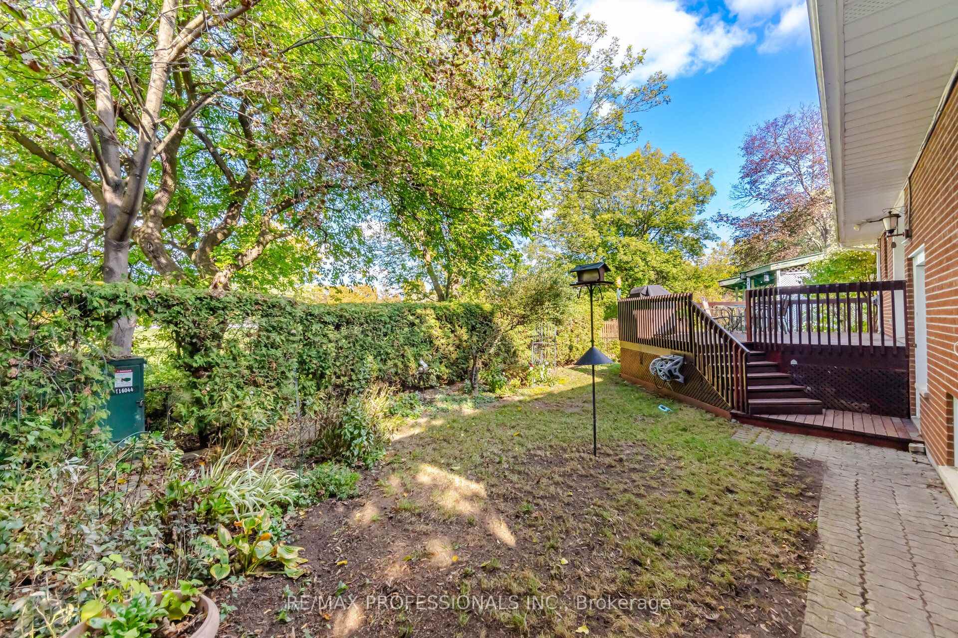 Photo 47 of 14 Strathdee Drive, Etobicoke, Willowridge-Martingrove-Richview — HOMEH