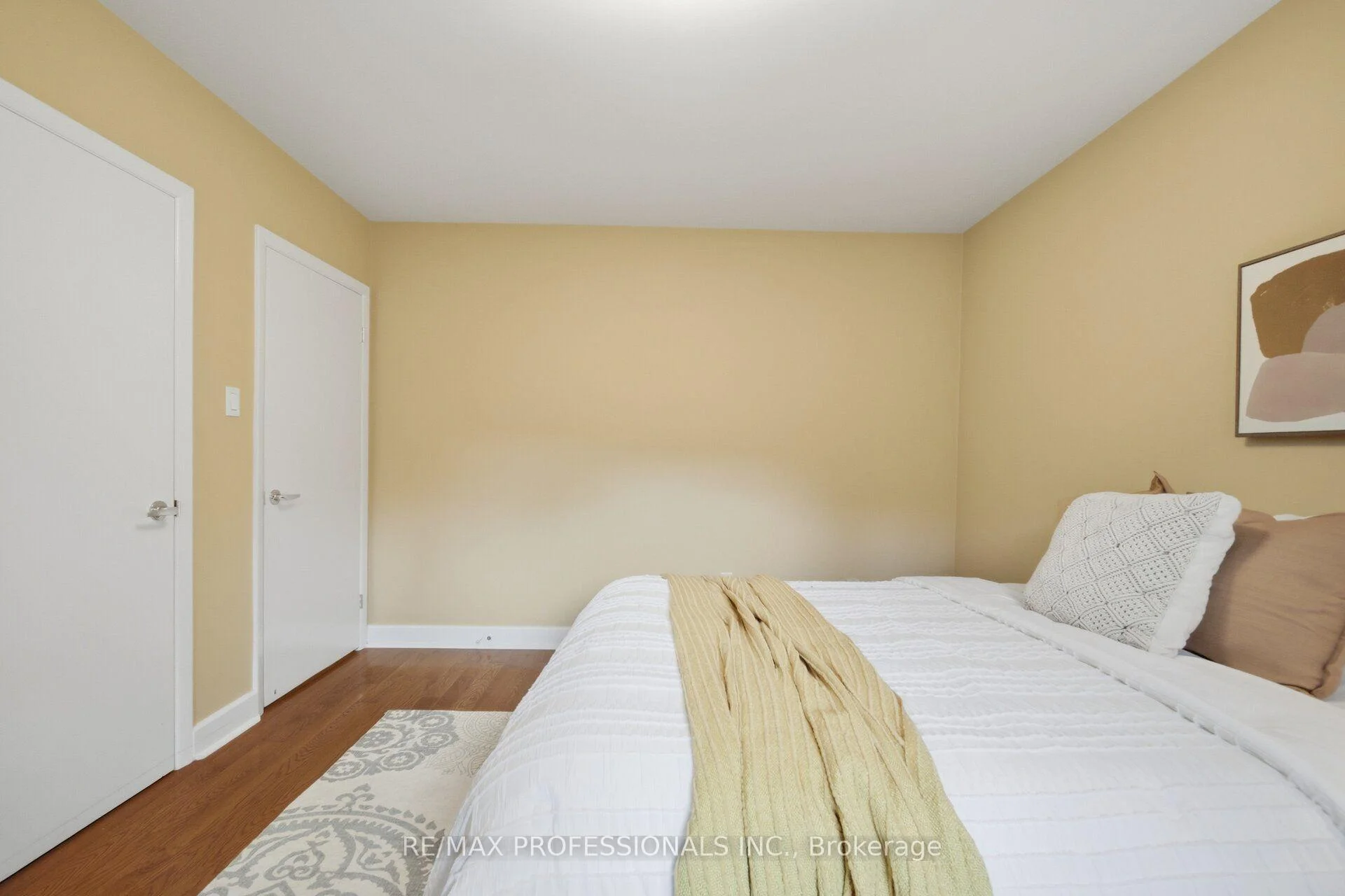 Photo 26 of 14 Strathdee Drive, Etobicoke, Willowridge-Martingrove-Richview — HOMEH