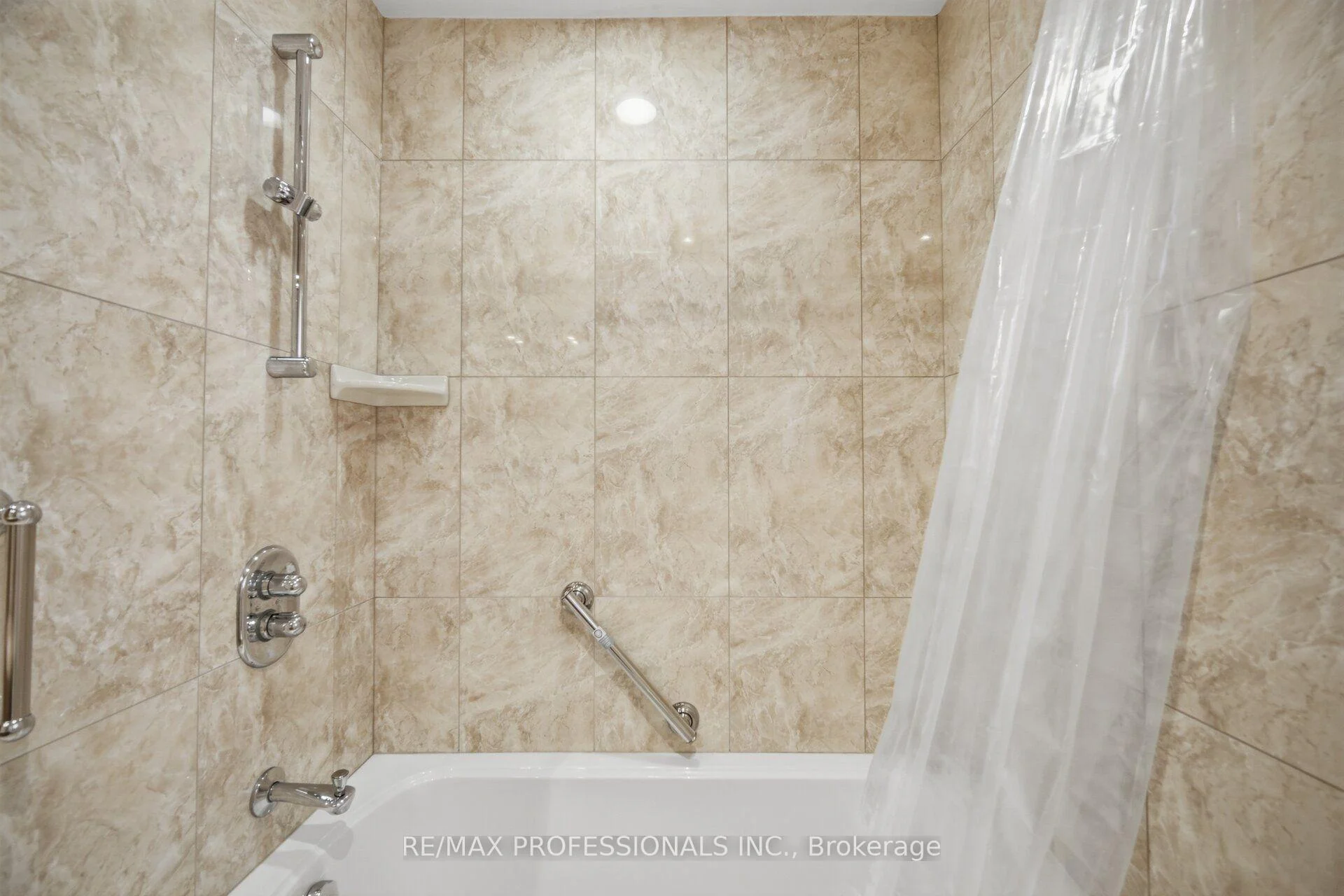 Photo 29 of 14 Strathdee Drive, Etobicoke, Willowridge-Martingrove-Richview — HOMEH