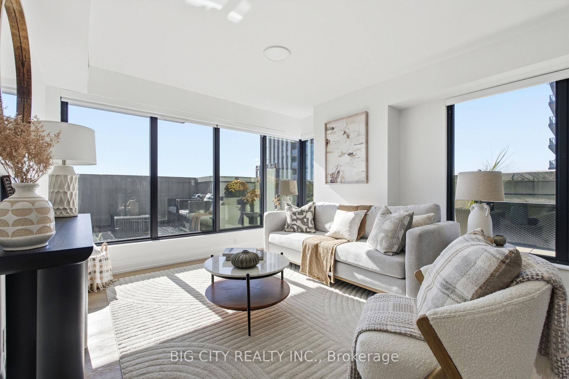 Photo 1 of Unit 717, 36 Brentcliffe Road, Toronto, Thorncliffe Park — HOMEH