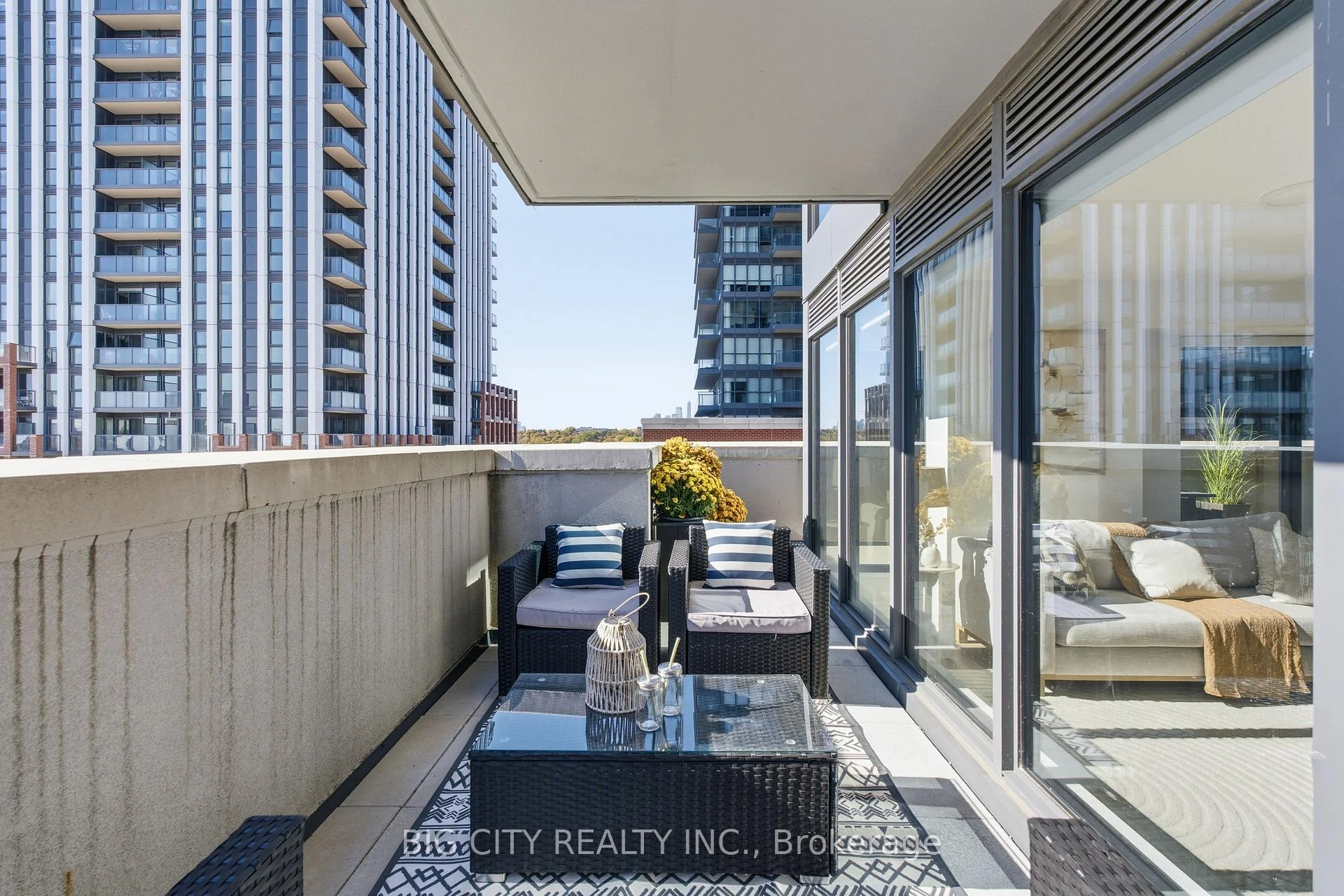 Photo 100 of Unit 717, 36 Brentcliffe Road, Toronto, Thorncliffe Park — HOMEH