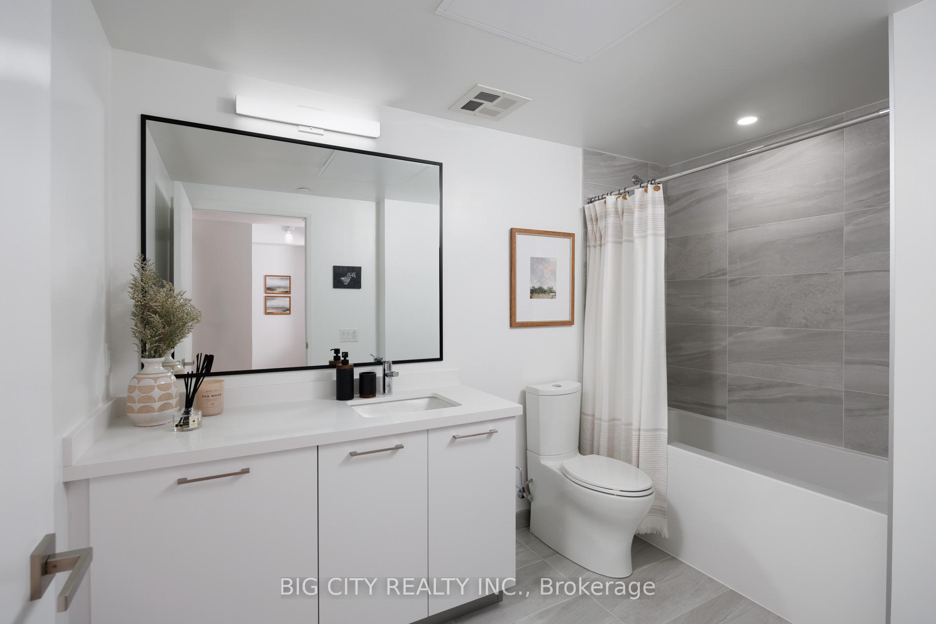 Photo 13 of Unit 804, 36 Brentcliffe Road, Toronto, Thorncliffe Park — HOMEH