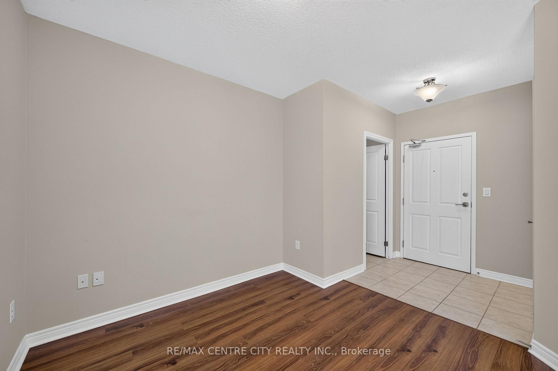 Photo 7 of Unit 413, 1030 Coronation Drive, London, North I — HOMEH