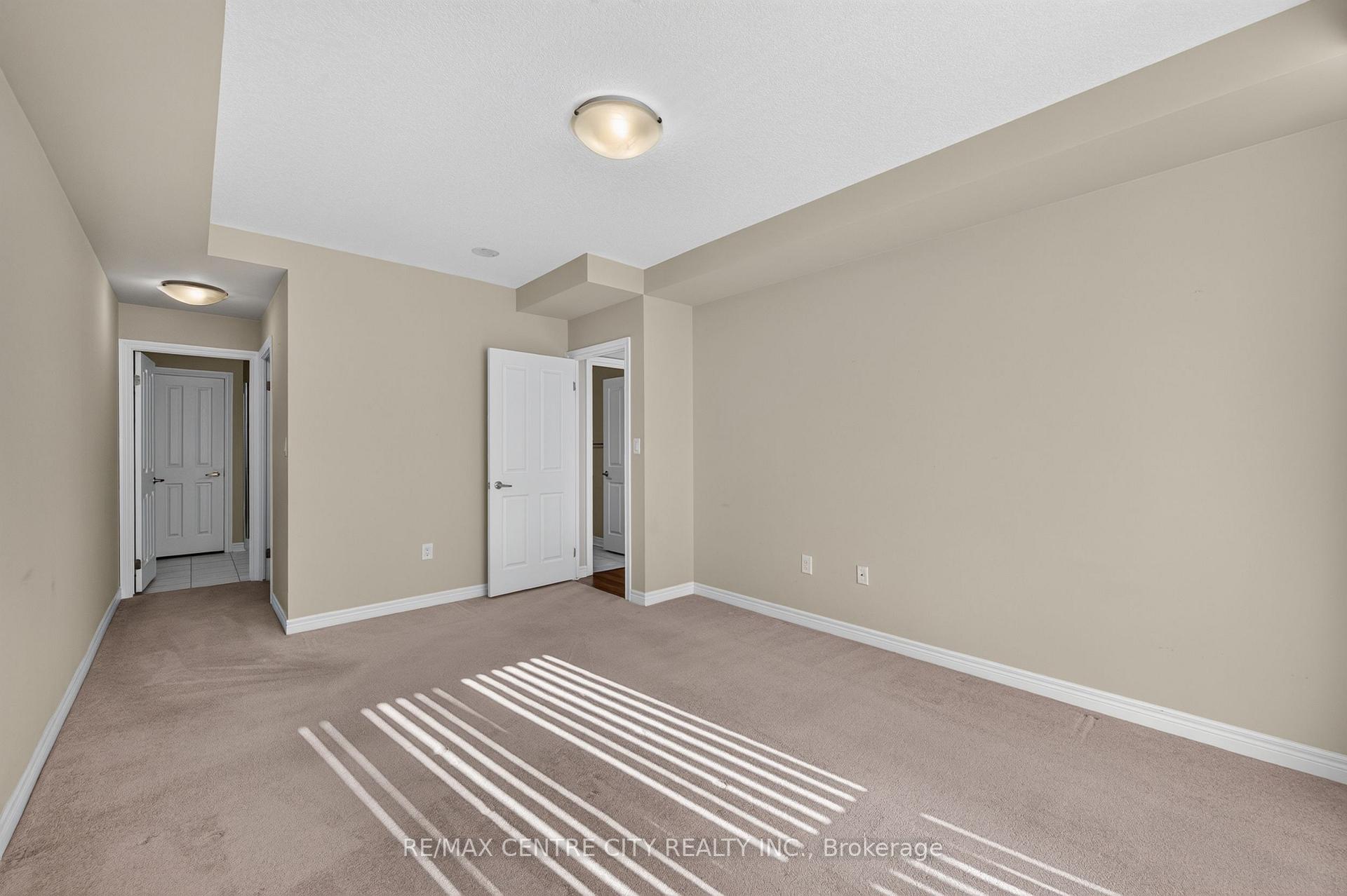 Photo 19 of Unit 413, 1030 Coronation Drive, London, North I — HOMEH