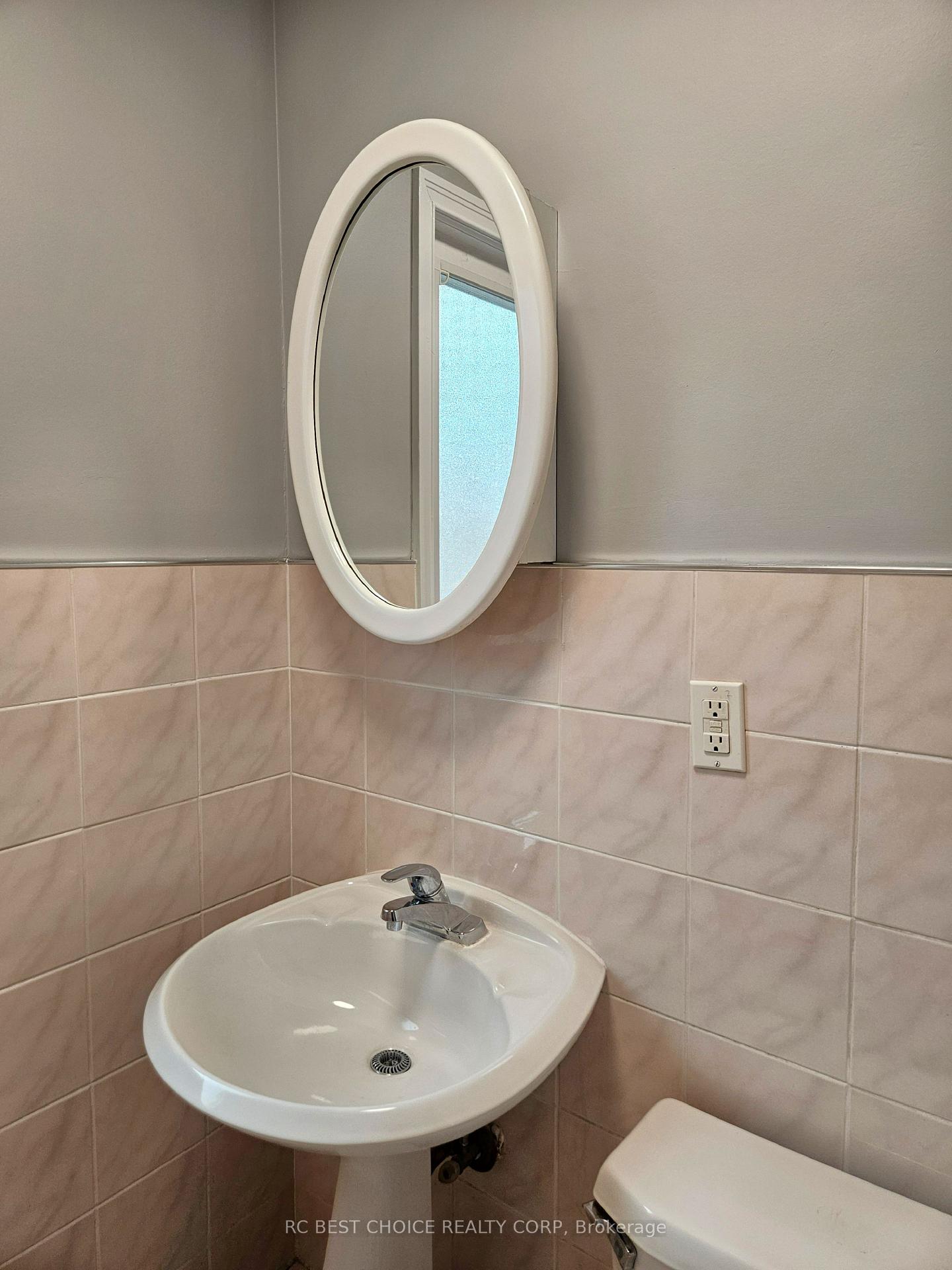 Photo 35 of Unit Main, 45 Mayall Avenue, North York, Downsview-Roding-CFB — HOMEH
