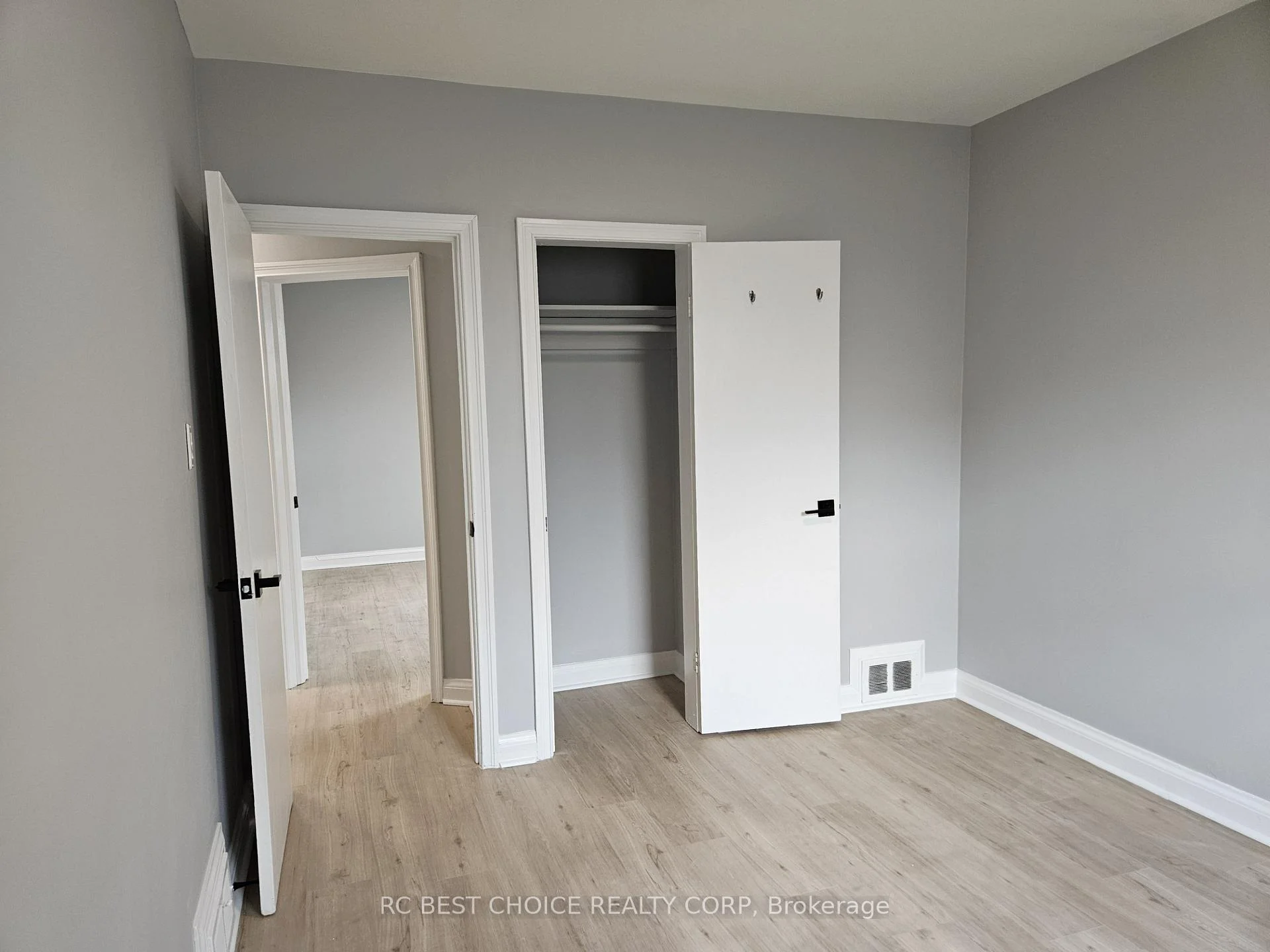 Photo 34 of Unit Main, 45 Mayall Avenue, North York, Downsview-Roding-CFB — HOMEH