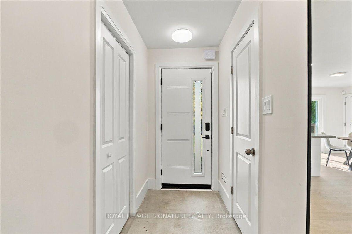 Photo 3 of 7 Parkside Drive, East Gwillimbury, Holland Landing — HOMEH