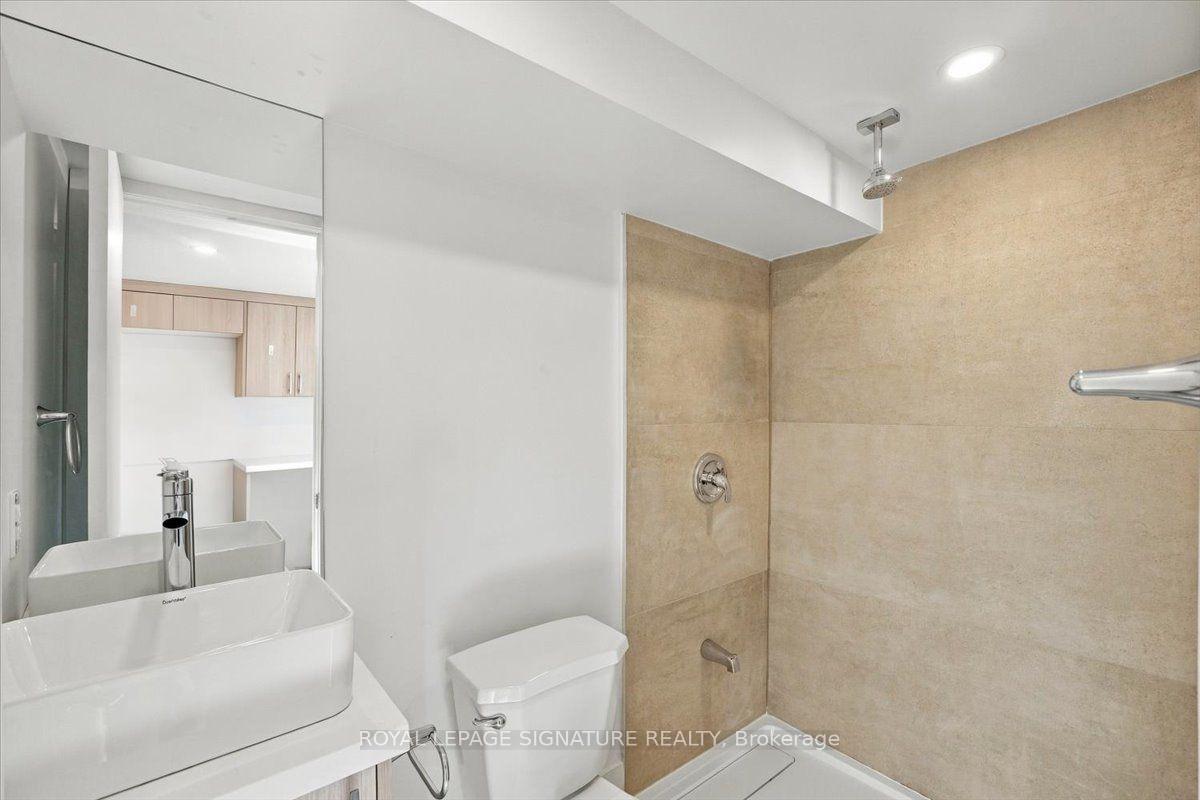 Photo 39 of 7 Parkside Drive, East Gwillimbury, Holland Landing — HOMEH