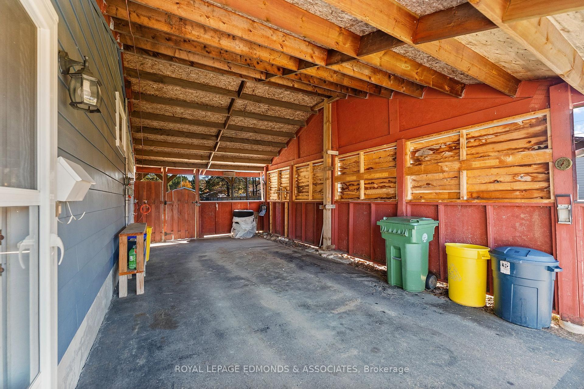 Photo 6 of 10 William Street, Petawawa, Petawawa — HOMEH