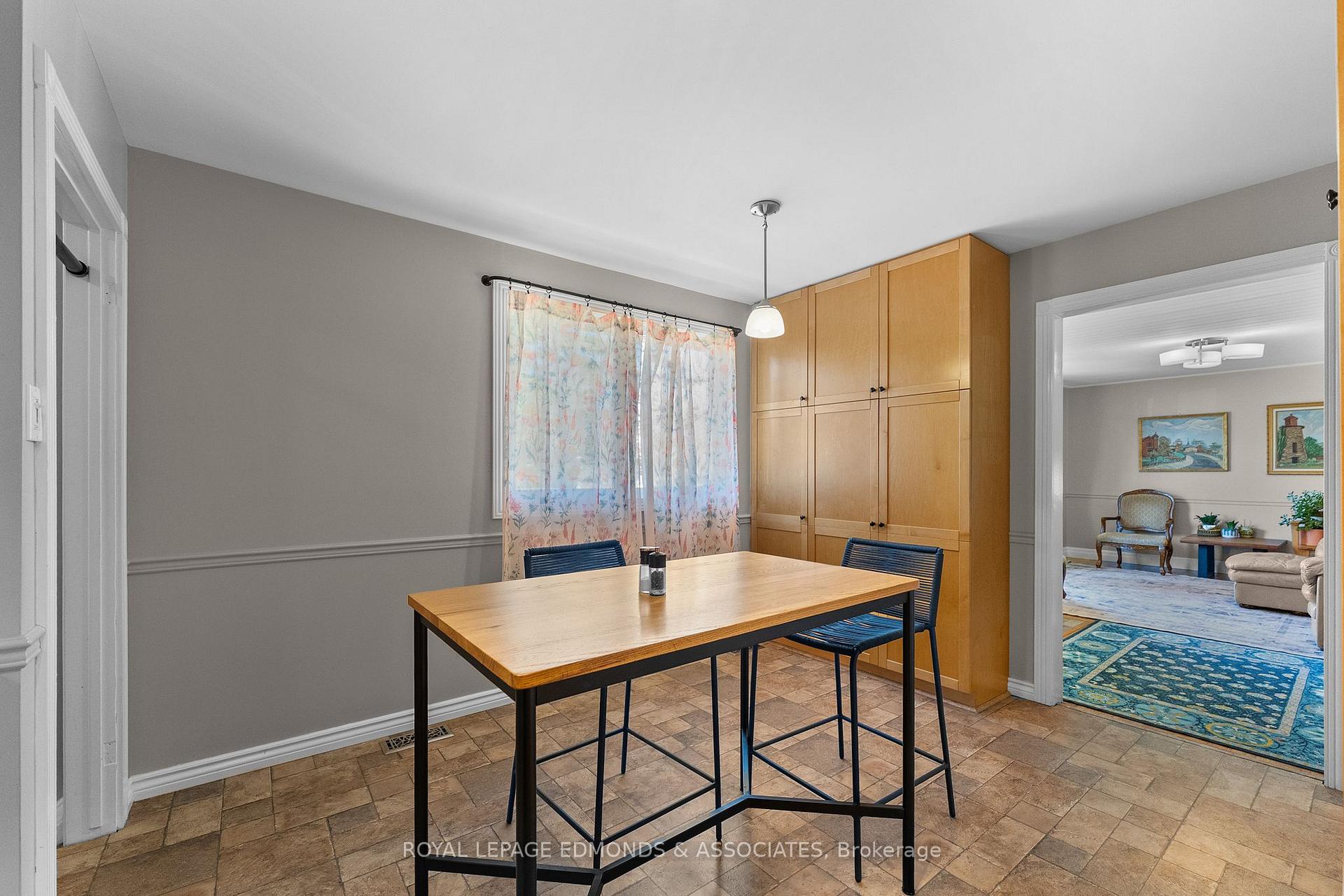Photo 19 of 10 William Street, Petawawa, Petawawa — HOMEH