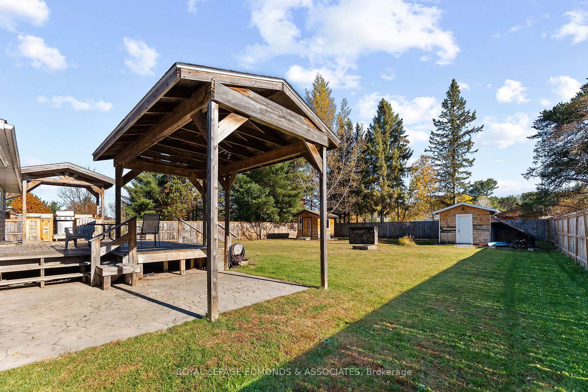 Photo 36 of 10 William Street, Petawawa, Petawawa — HOMEH