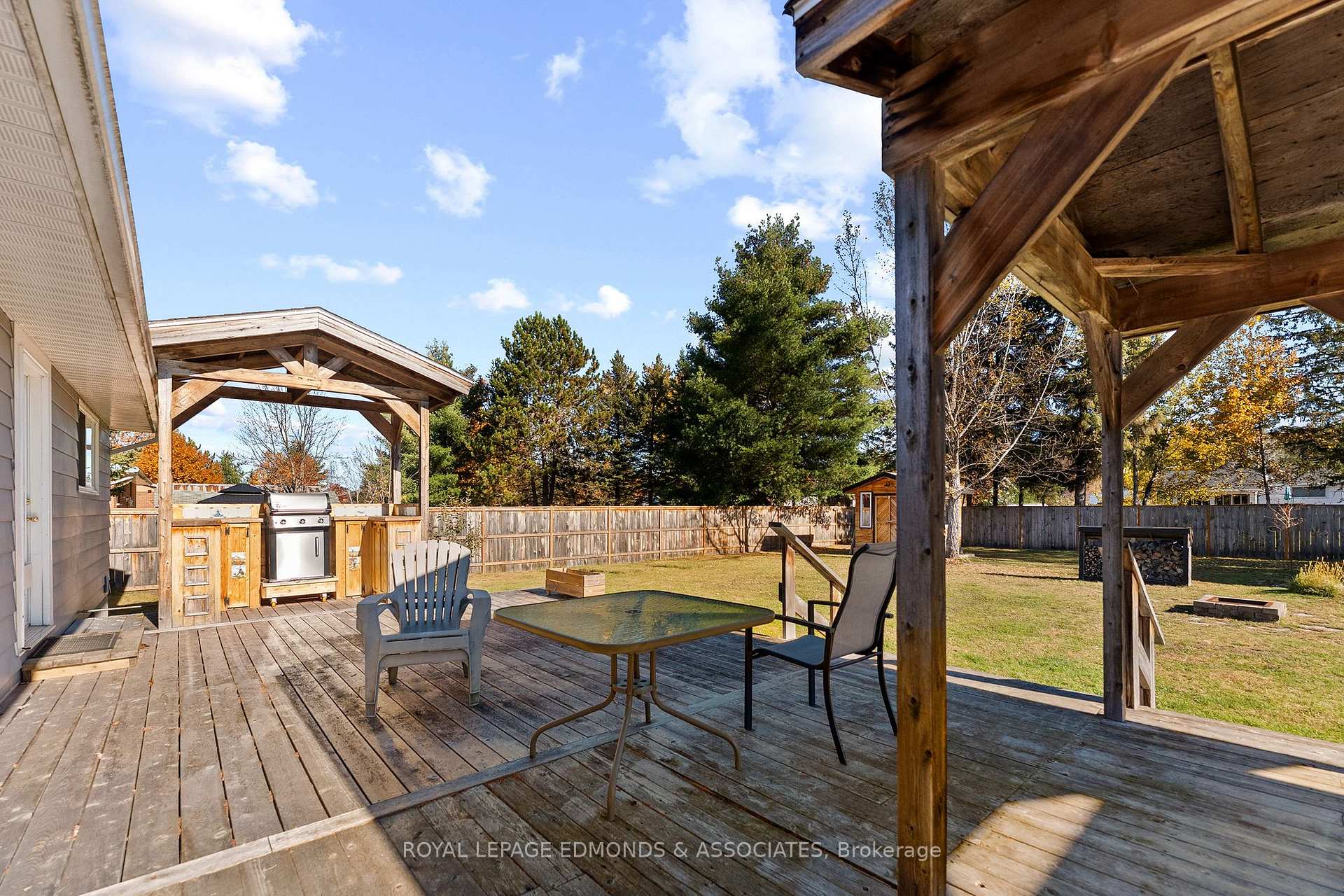 Photo 38 of 10 William Street, Petawawa, Petawawa — HOMEH
