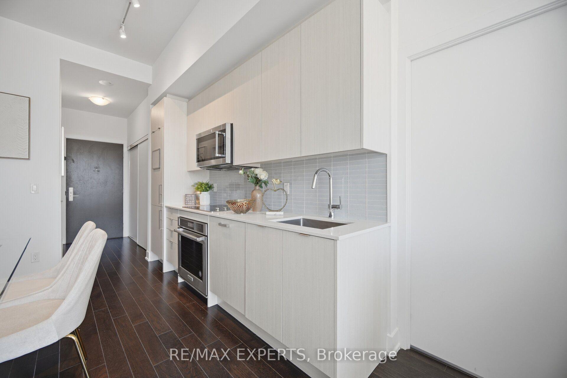 Photo 9 of Unit 206, 181 Bedford Road, Toronto, The Annex — HOMEH