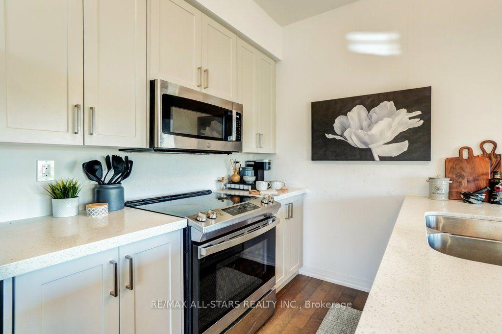 Photo 18 of Unit 301, 164 Cemetery Road, Uxbridge — HOMEH