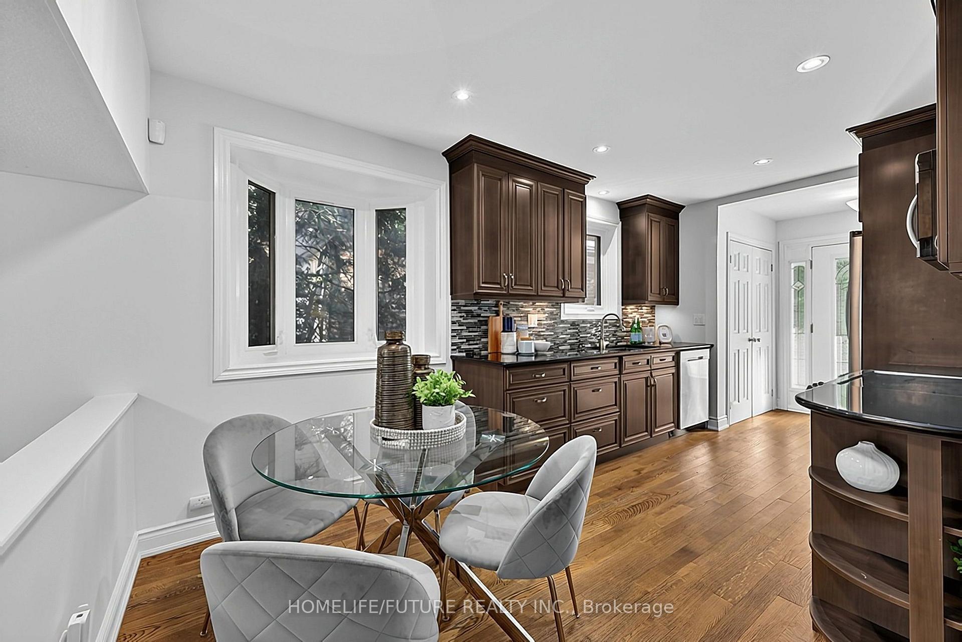 Photo 5 of 18 Ivan Road, Scarborough, Centennial Scarborough — HOMEH