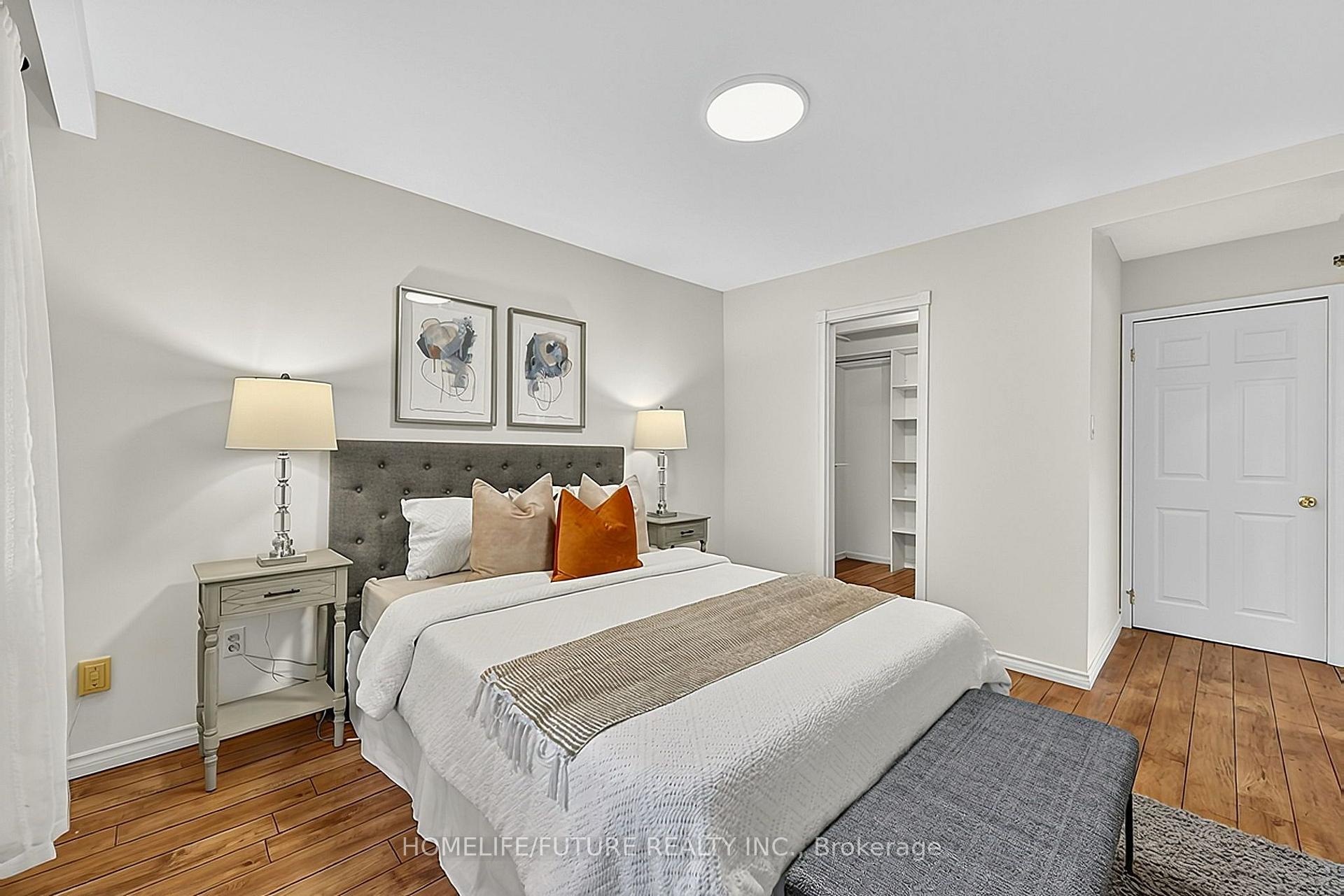 Photo 10 of 18 Ivan Road, Scarborough, Centennial Scarborough — HOMEH