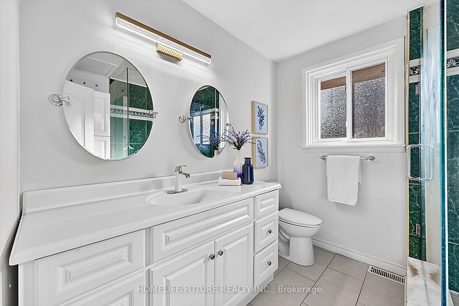 Photo 15 of 18 Ivan Road, Scarborough, Centennial Scarborough — HOMEH