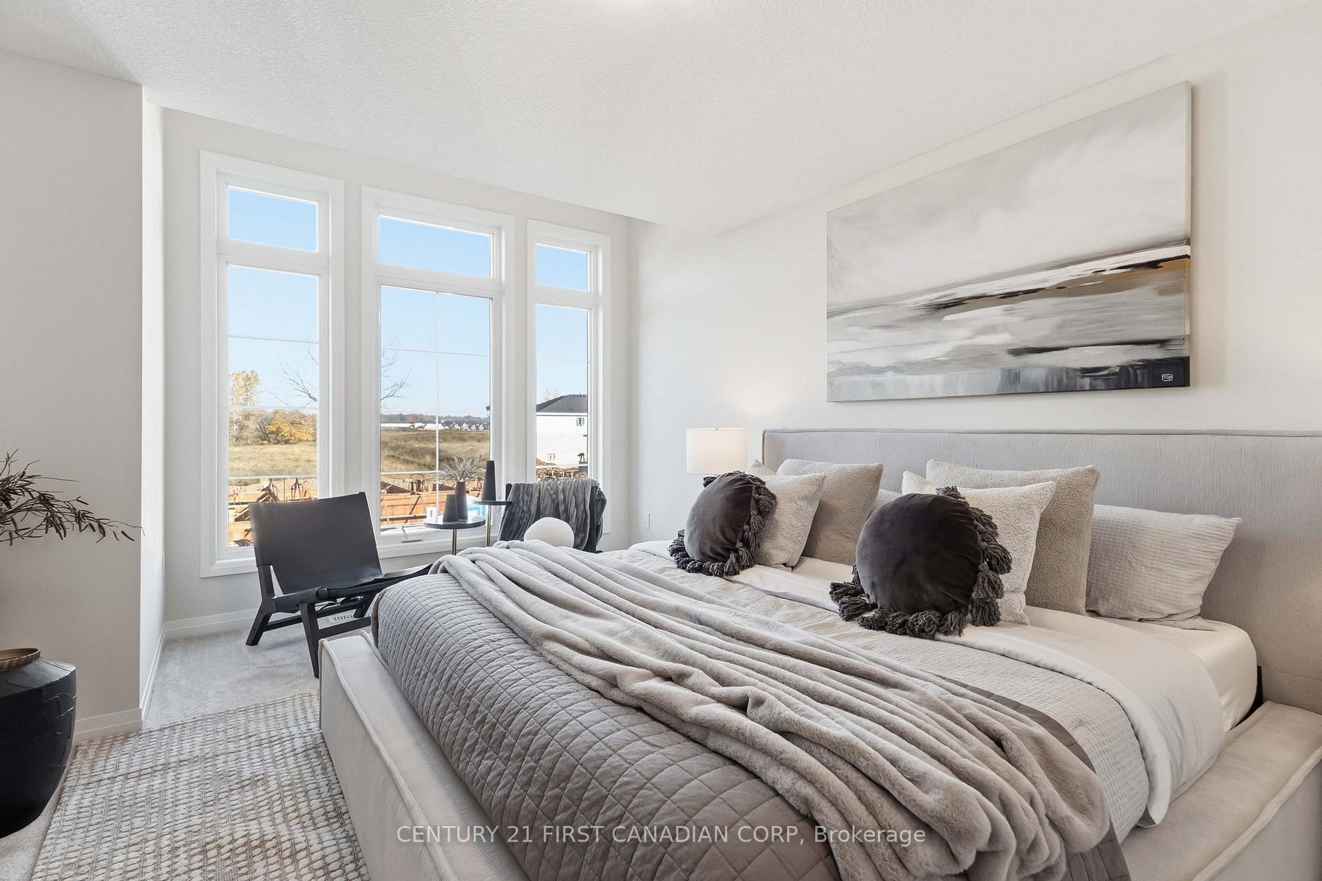 Photo 17 of 6905 Heathwoods Avenue, London, South V — HOMEH