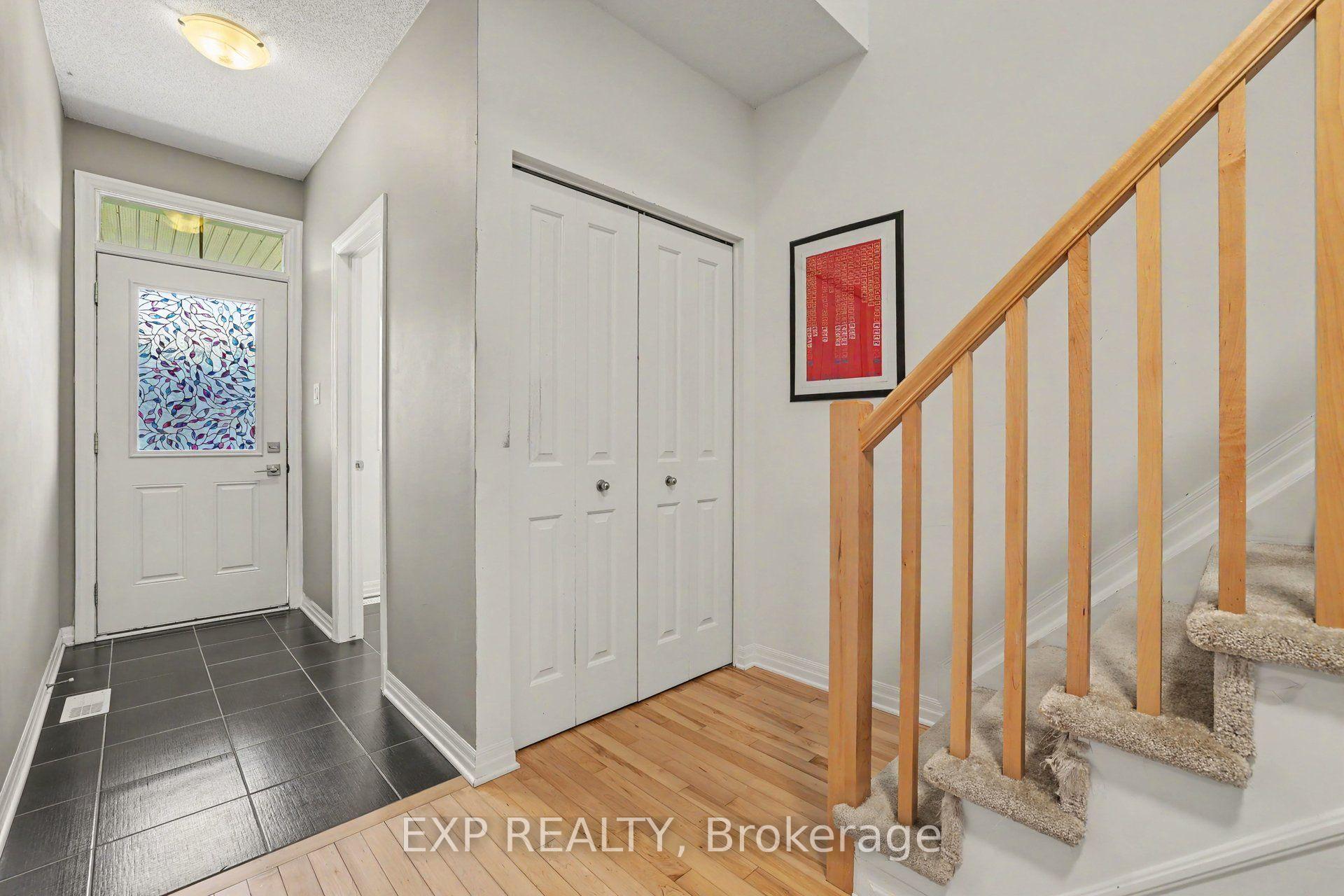 Photo 6 of 115 Hawkshaw Crescent, Ottawa, Barrhaven - Cedargrove/Fraserdale — HOMEH