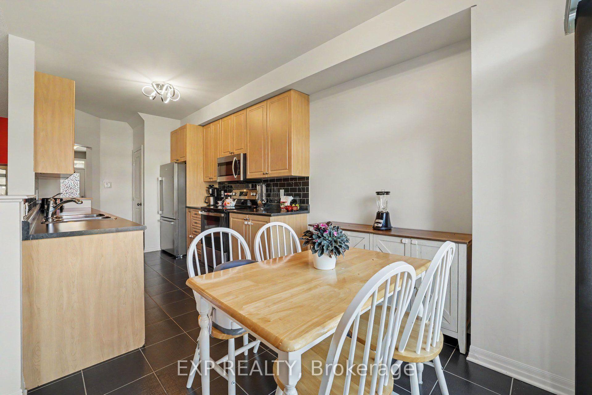 Photo 11 of 115 Hawkshaw Crescent, Ottawa, Barrhaven - Cedargrove/Fraserdale — HOMEH