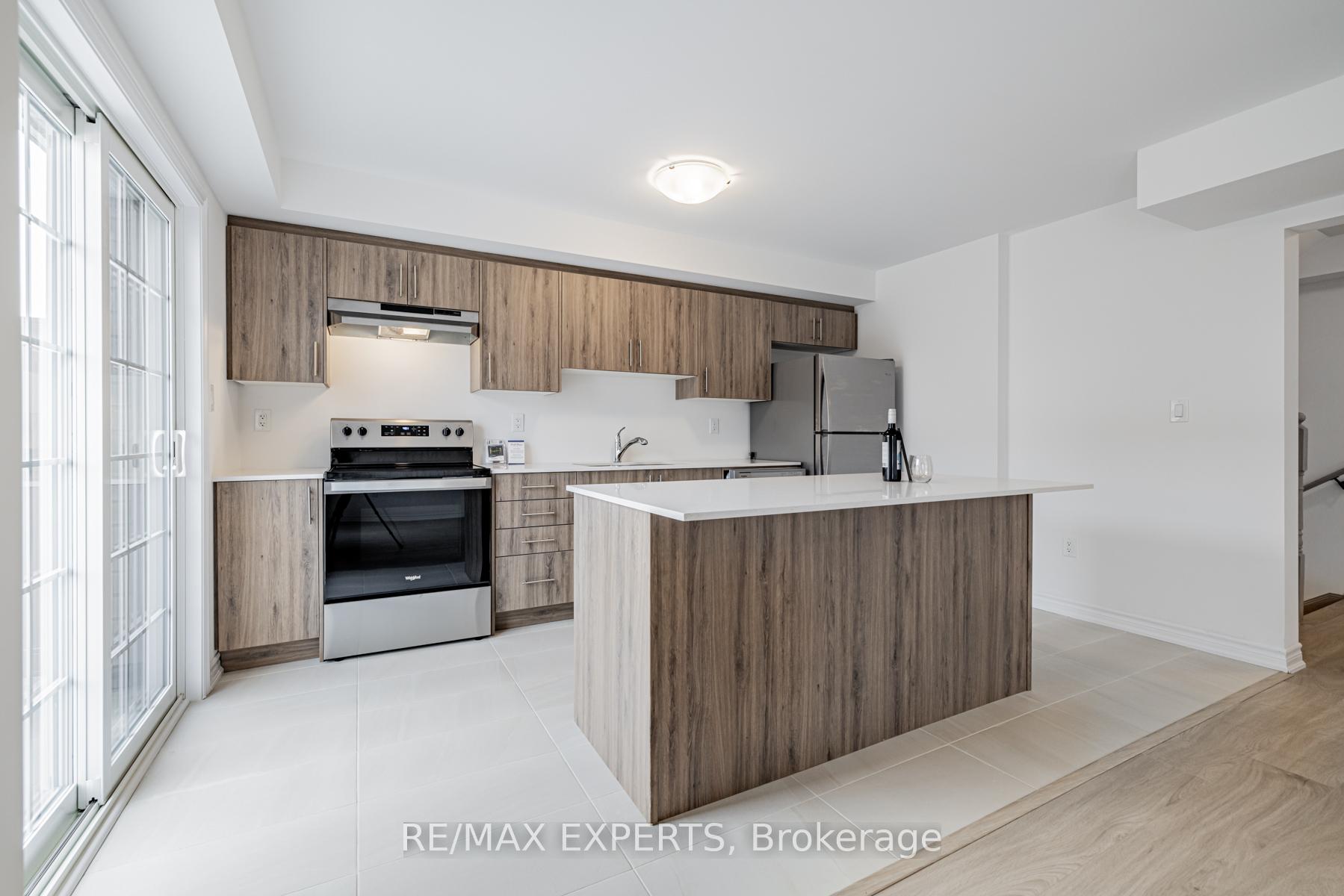 Photo 13 of 13 Silo Mews, Barrie, Rural Barrie Southeast — HOMEH