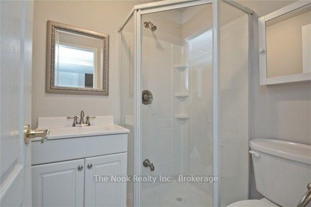 Photo 15 of 10 Melody Drive, Whitby, Brooklin — HOMEH