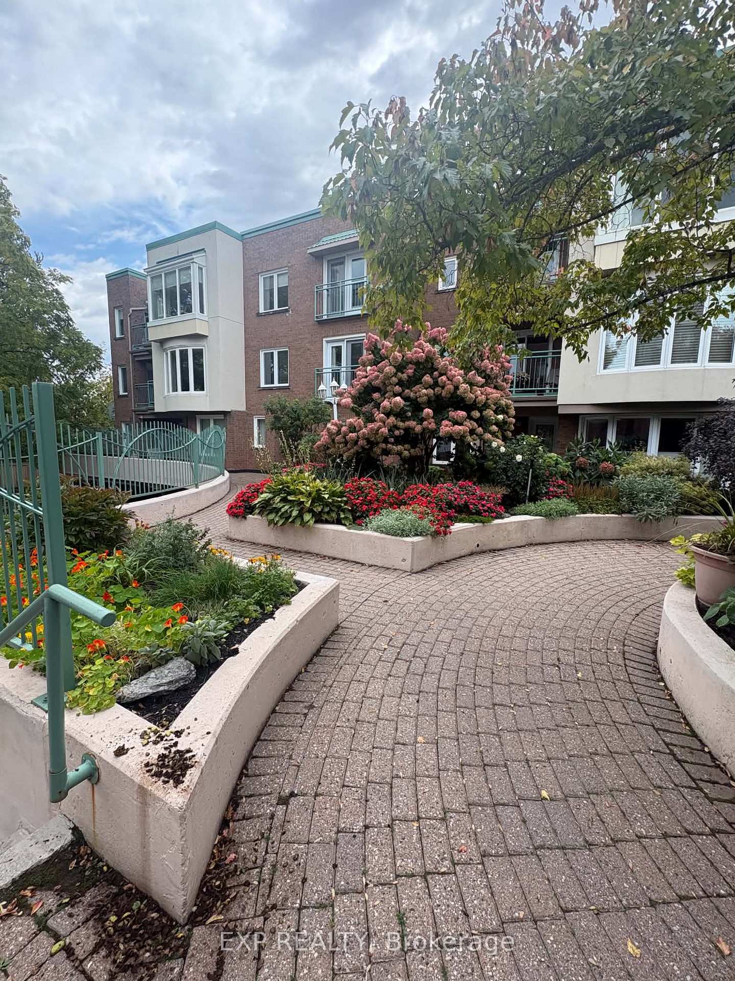 Photo 28 of Unit 201A, 62 Donald Street, Ottawa, Overbrook — HOMEH