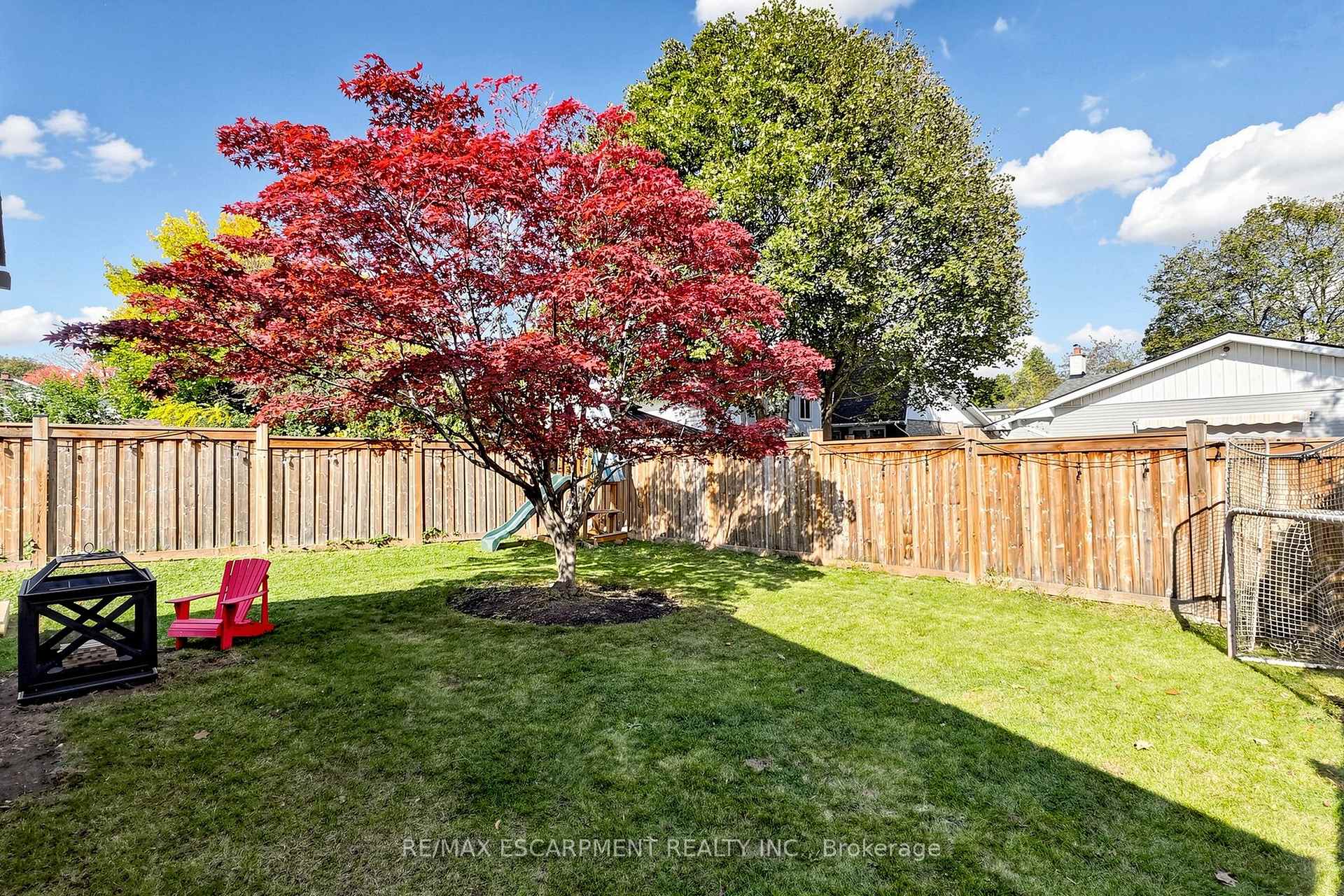 Photo 37 of 341 Lynnwood Drive, Oakville, Falgarwood — HOMEH