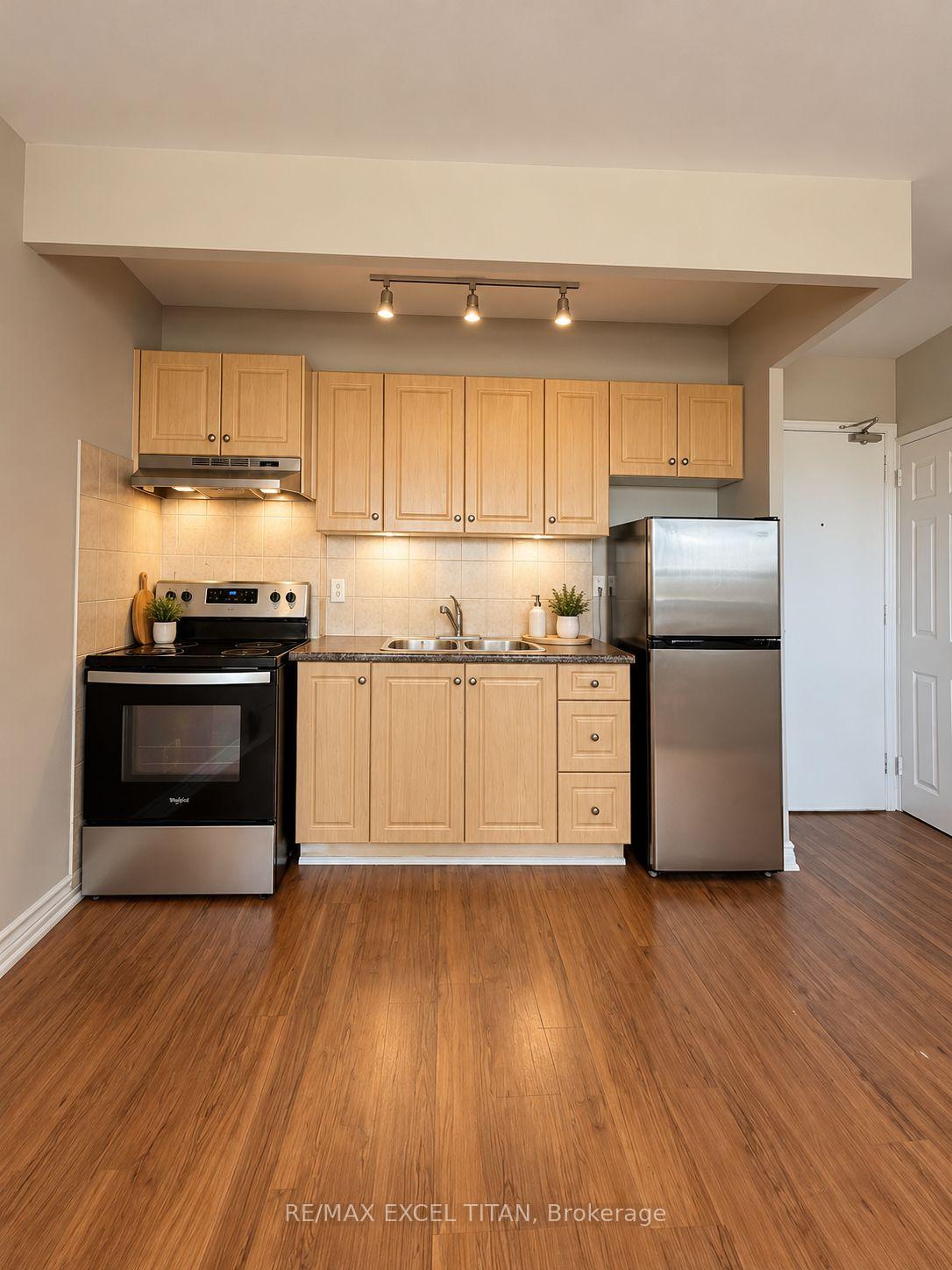 Photo 7 of Unit 615B, 468 Ottawa Street, Hamilton, Corktown — HOMEH