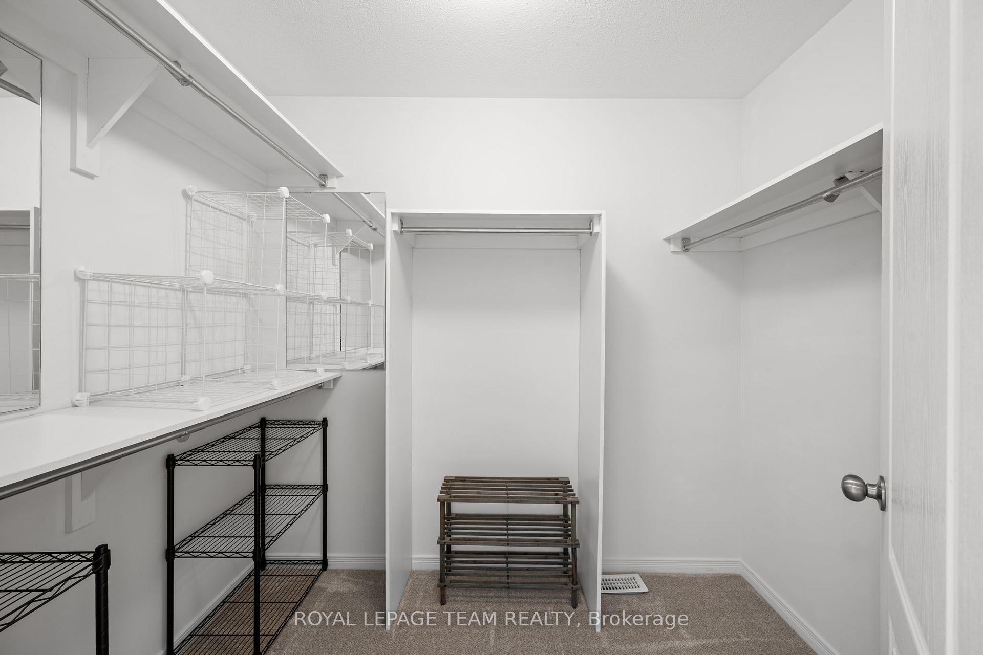 Photo 16 of 407 Meilleur Private, Ottawa, Vanier — HOMEH