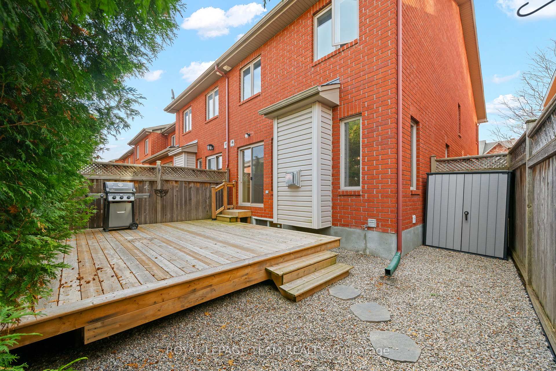 Photo 28 of 407 Meilleur Private, Ottawa, Vanier — HOMEH