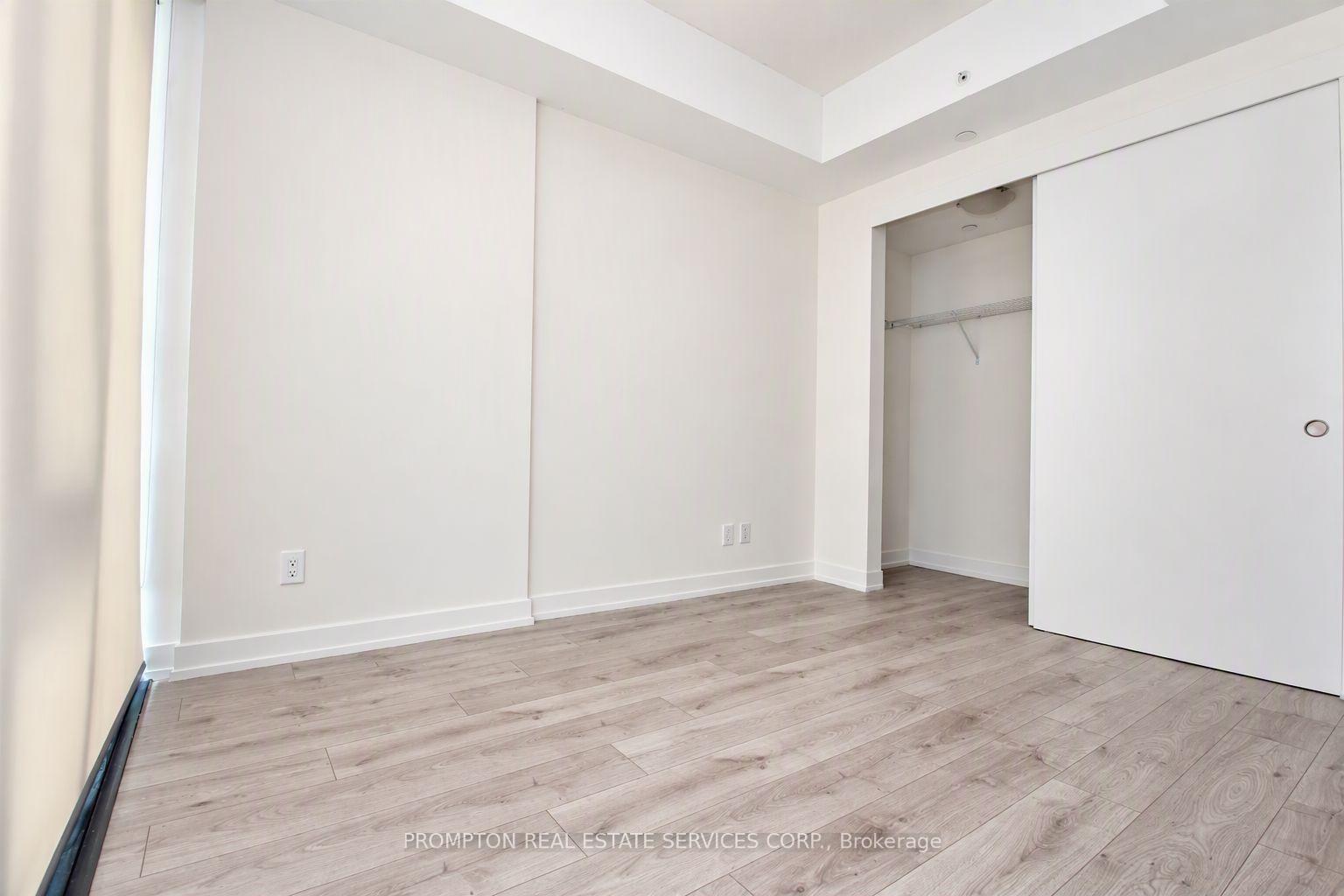 Photo 4 of Unit 627, 161 Roehampton Avenue, Toronto, Mount Pleasant West — HOMEH