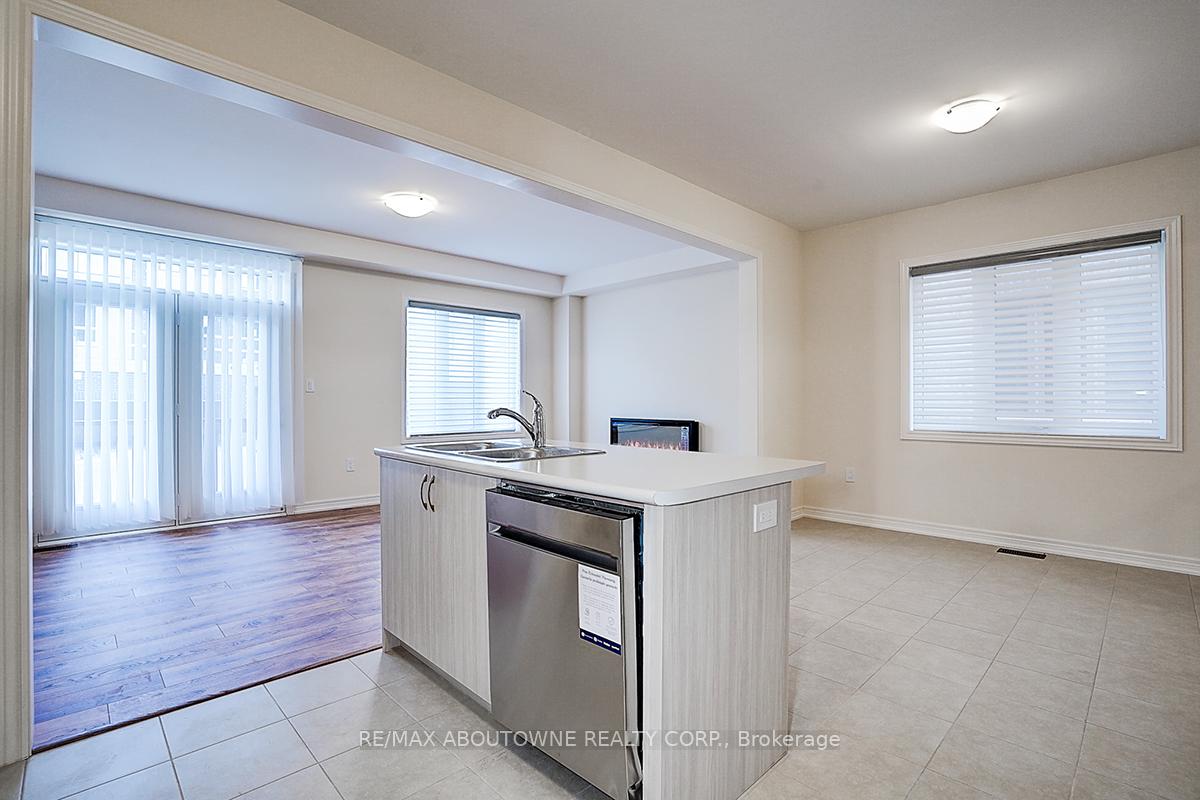 Photo 13 of 3175 Crystal Drive, Oakville, Glenorchy — HOMEH
