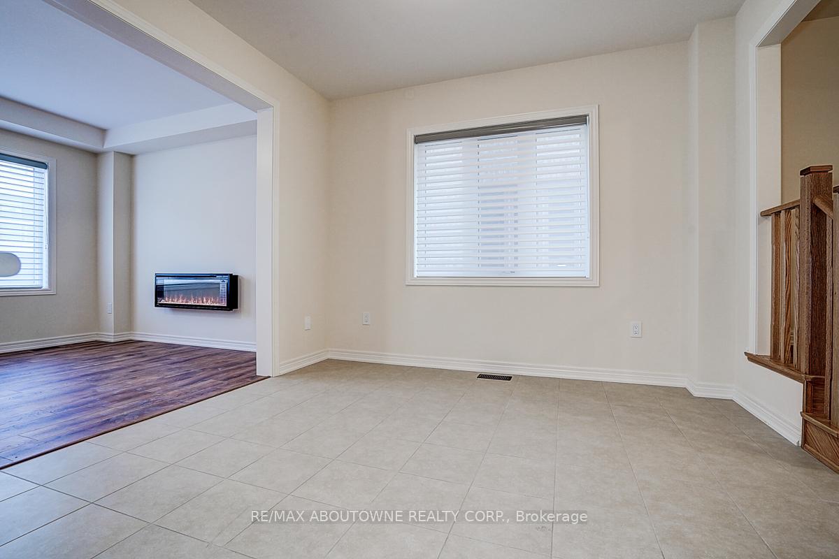 Photo 14 of 3175 Crystal Drive, Oakville, Glenorchy — HOMEH