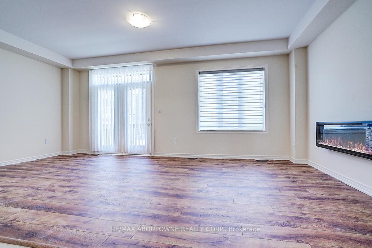 Photo 22 of 3175 Crystal Drive, Oakville, Glenorchy — HOMEH