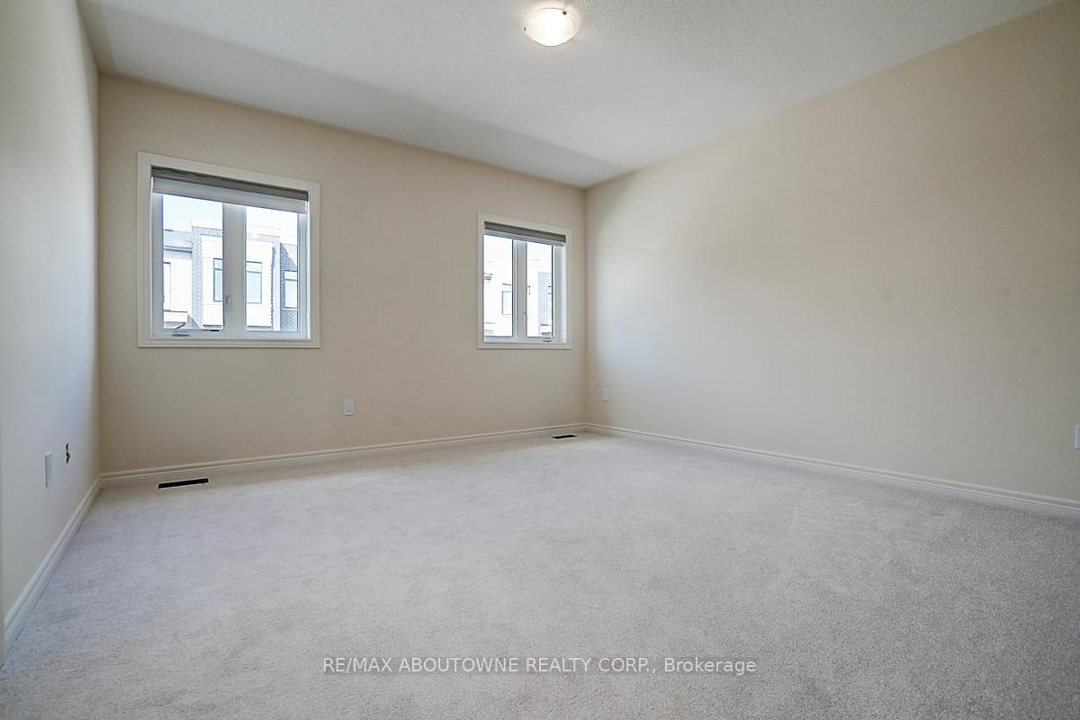 Photo 30 of 3175 Crystal Drive, Oakville, Glenorchy — HOMEH
