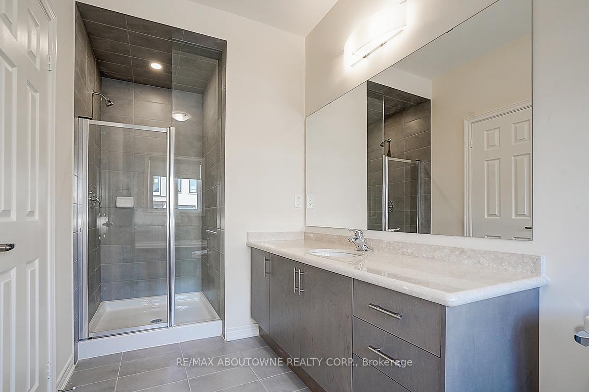 Photo 36 of 3175 Crystal Drive, Oakville, Glenorchy — HOMEH
