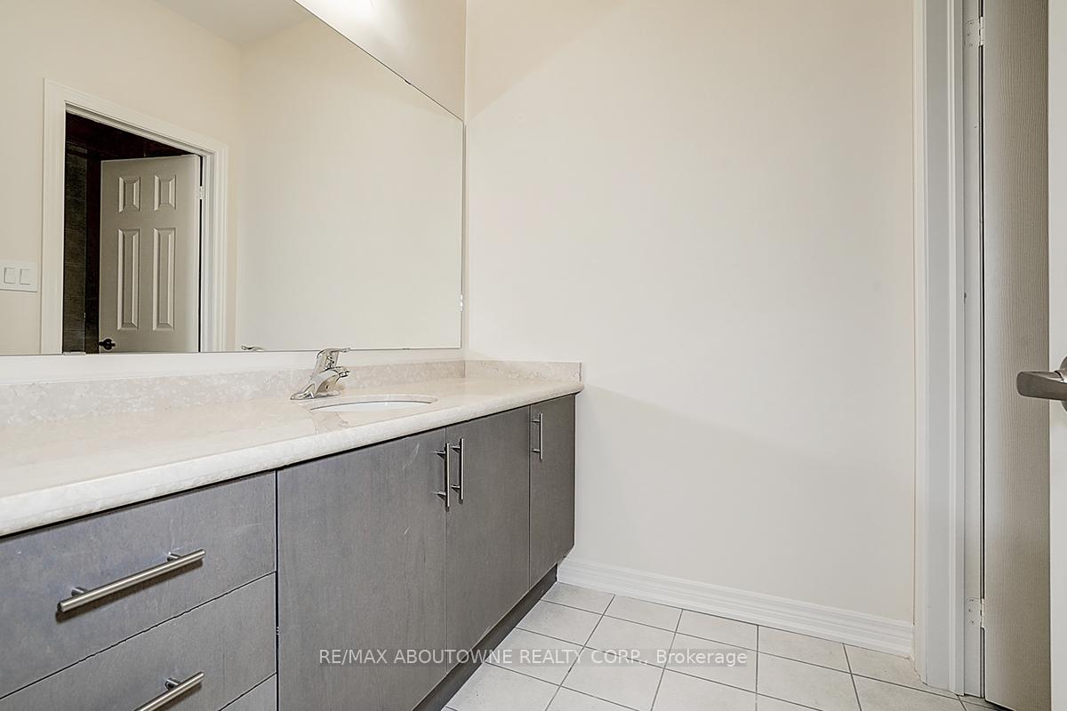 Photo 38 of 3175 Crystal Drive, Oakville, Glenorchy — HOMEH