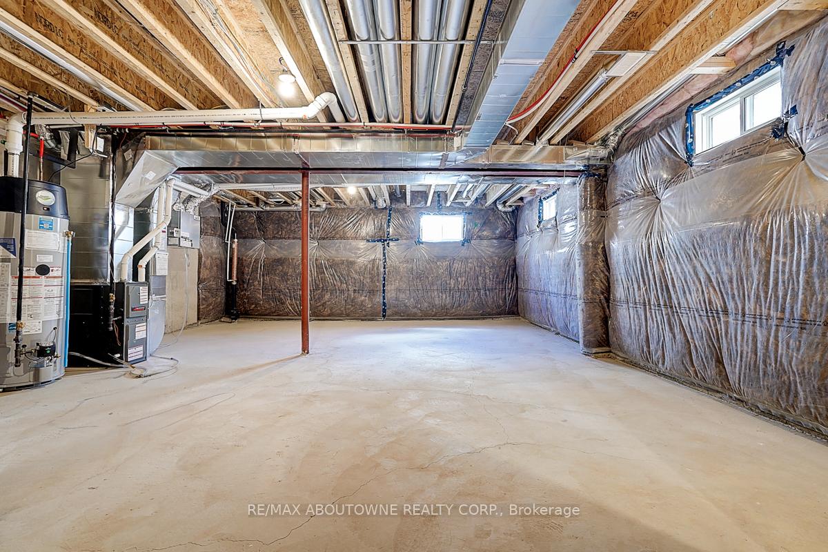 Photo 39 of 3175 Crystal Drive, Oakville, Glenorchy — HOMEH