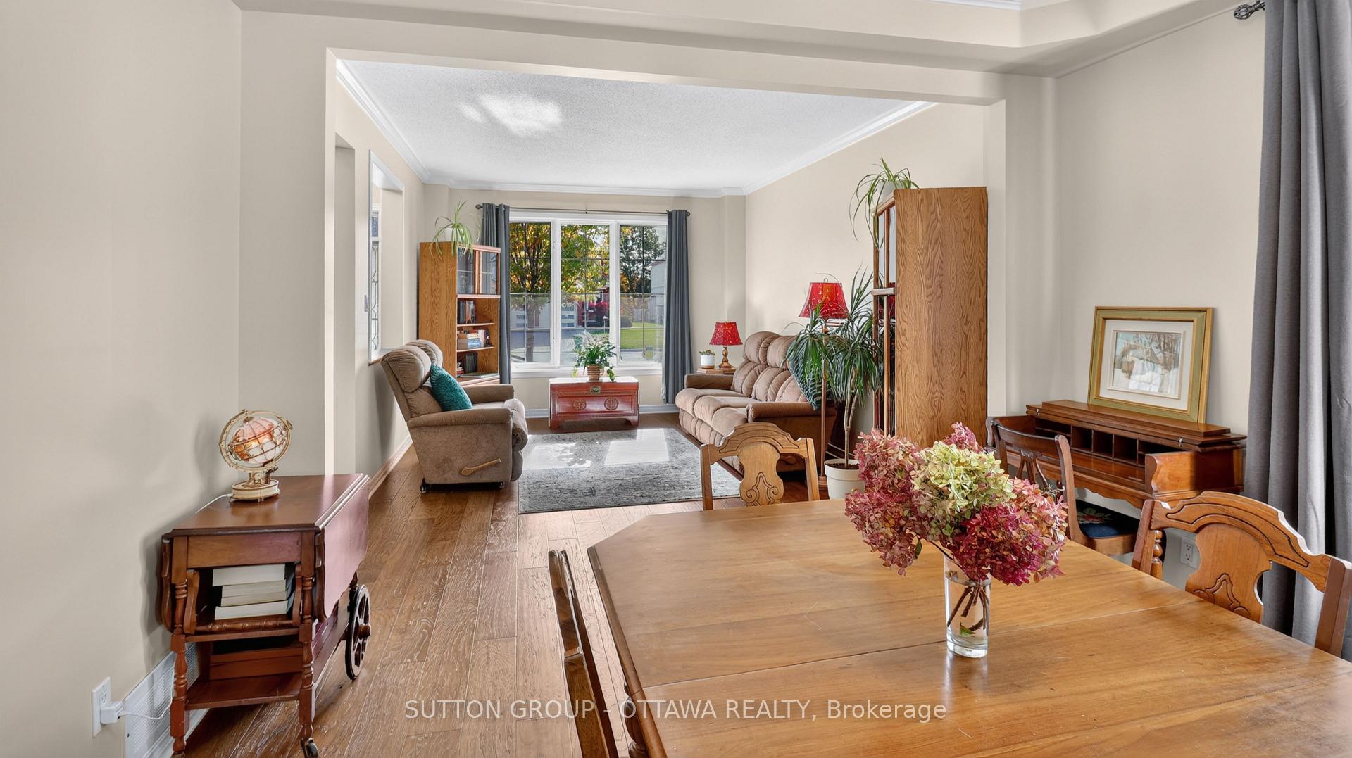 Photo 9 of 4185 Wolfe Point Way, Ottawa, Riverside South/Gloucester Glen — HOMEH